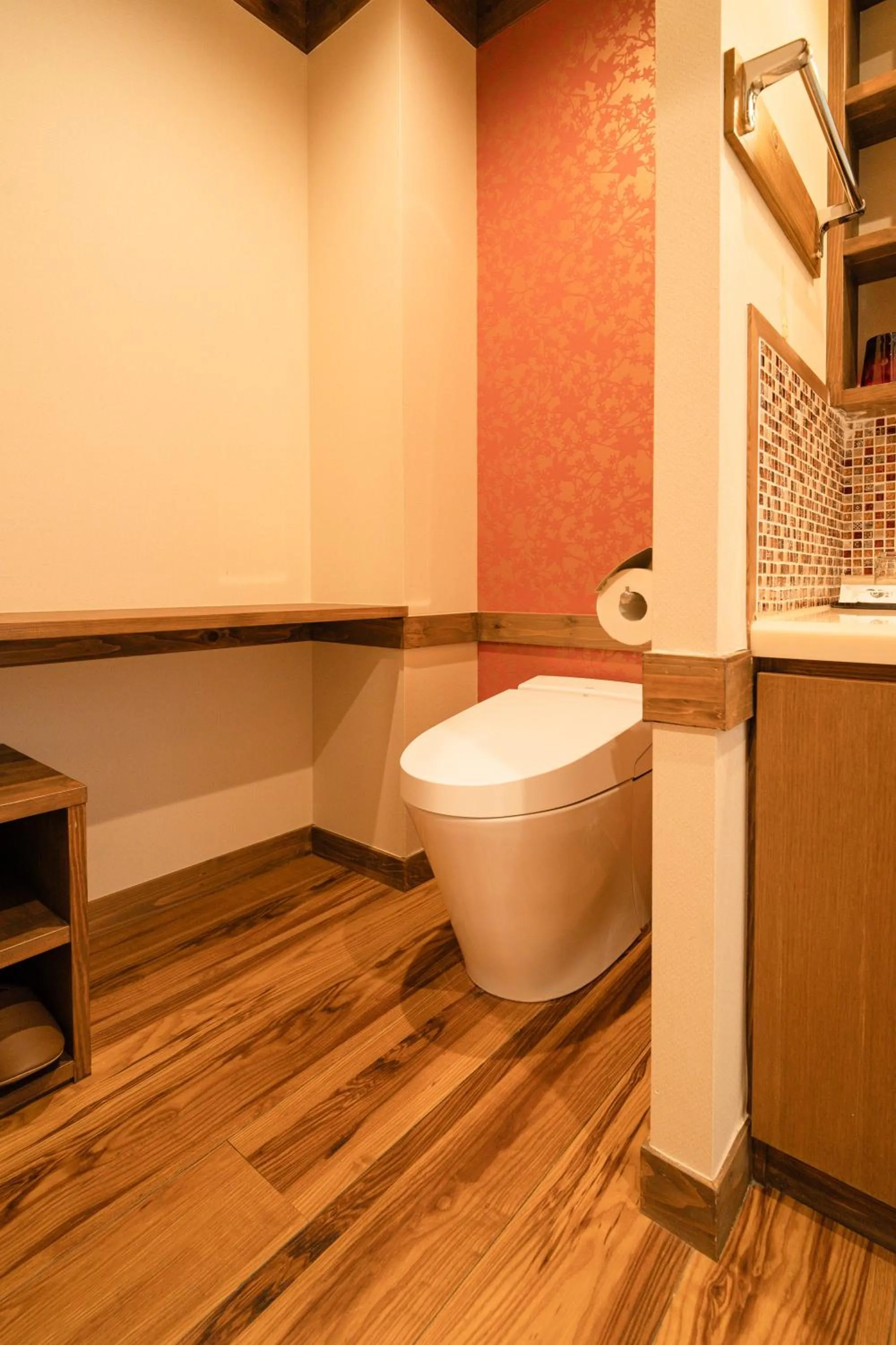 Toilet in 都電屋 TodenHotel