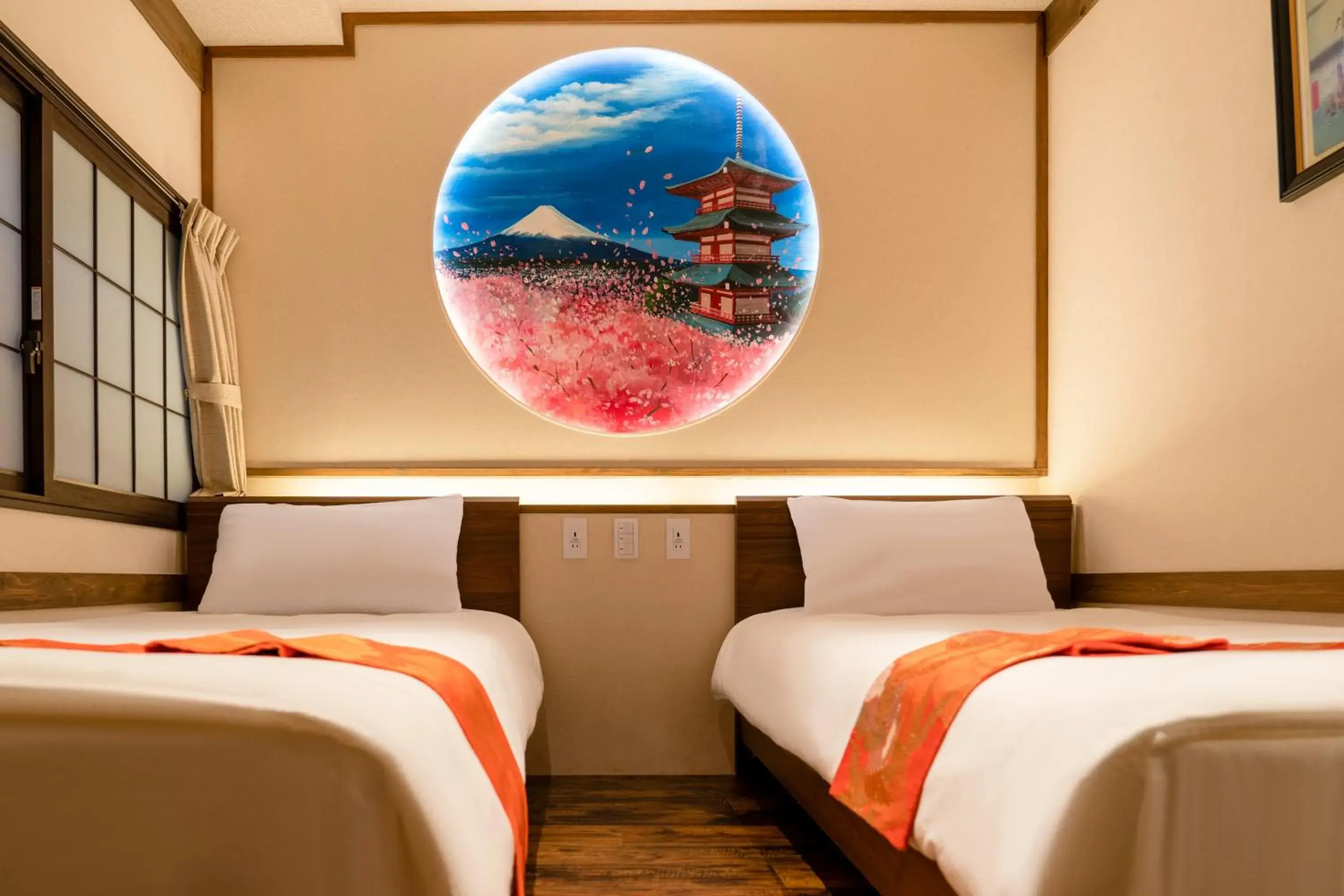 Twin Room with Extra Bed in 都電屋 TodenHotel Twin Room with Extra Bed in 都電屋 TodenHotel