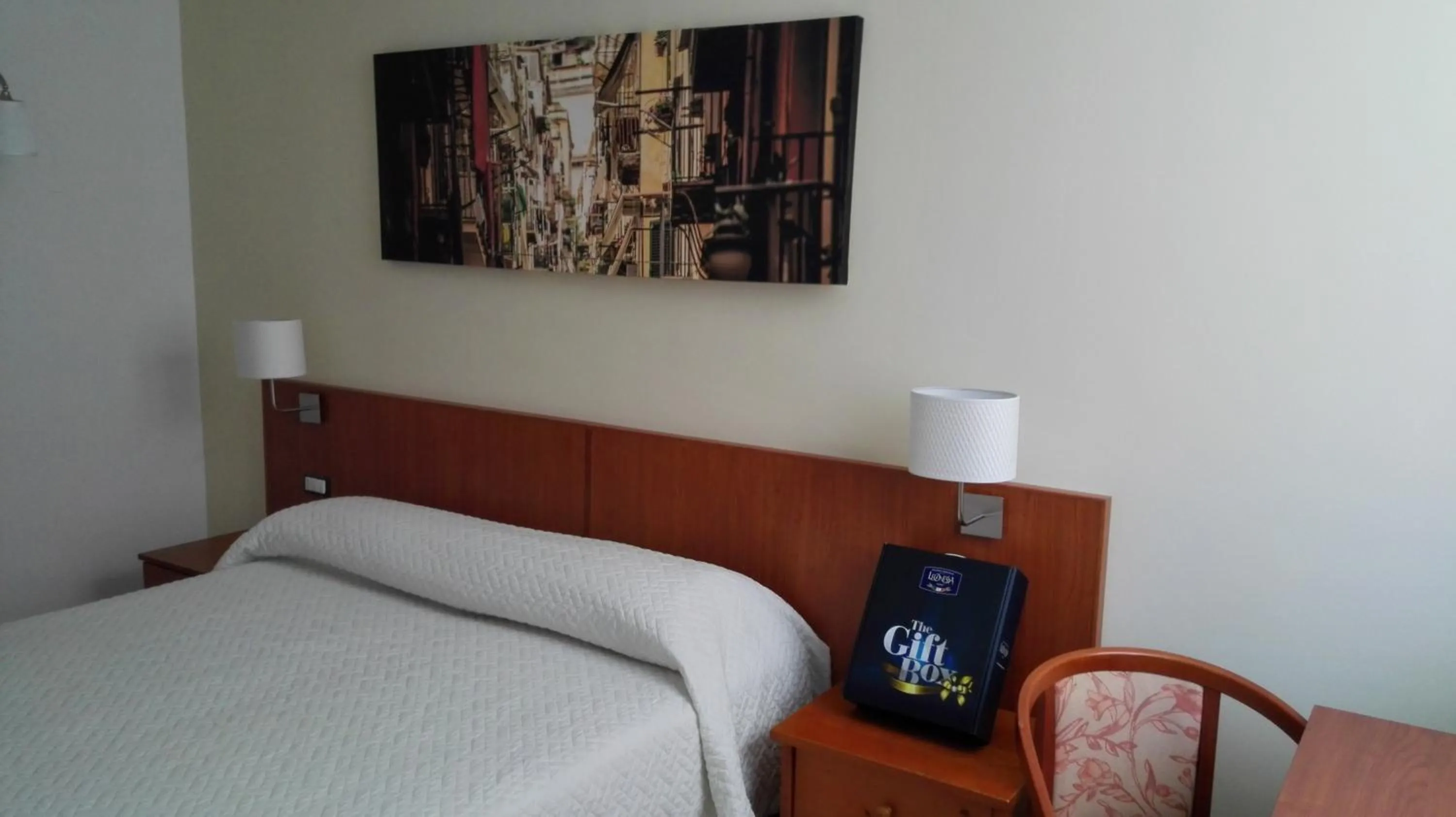 Bedroom, Bed in Albergo Del Pino