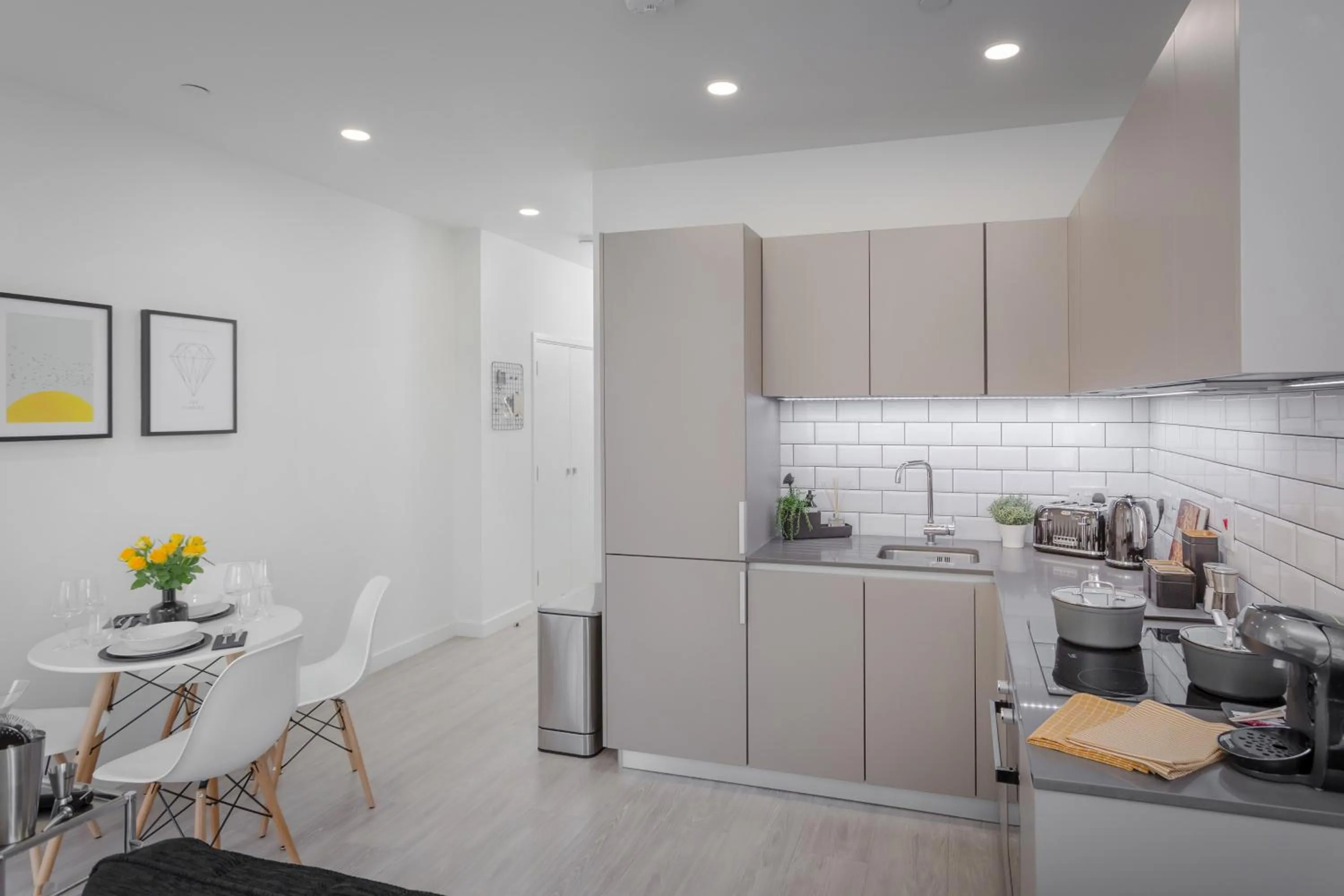 Kitchen or kitchenette in Luxury Serviced Apartments Stevenage, Hertfordshire