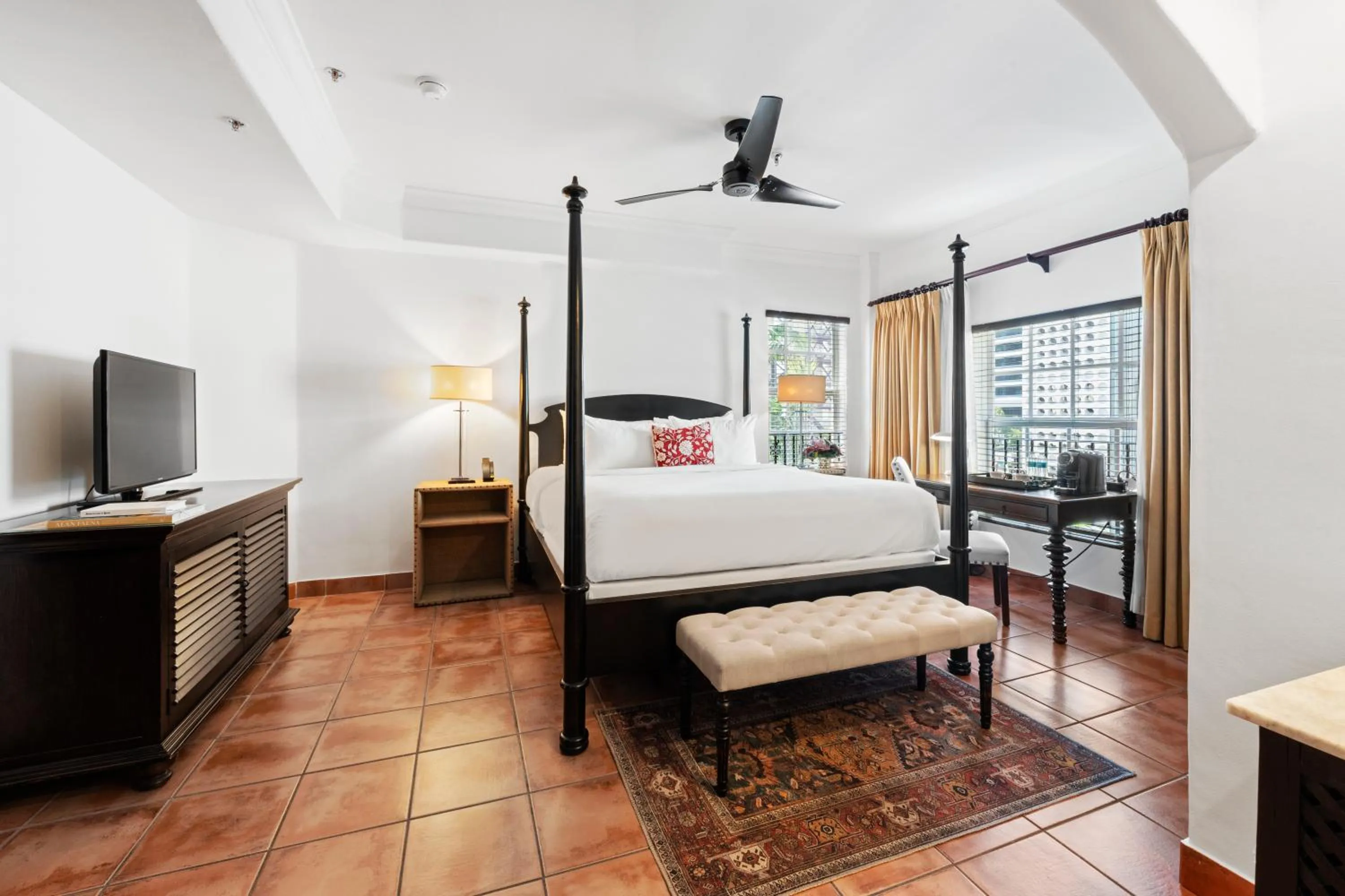Photo of the whole room, Bed in Casa Faena Miami Beach