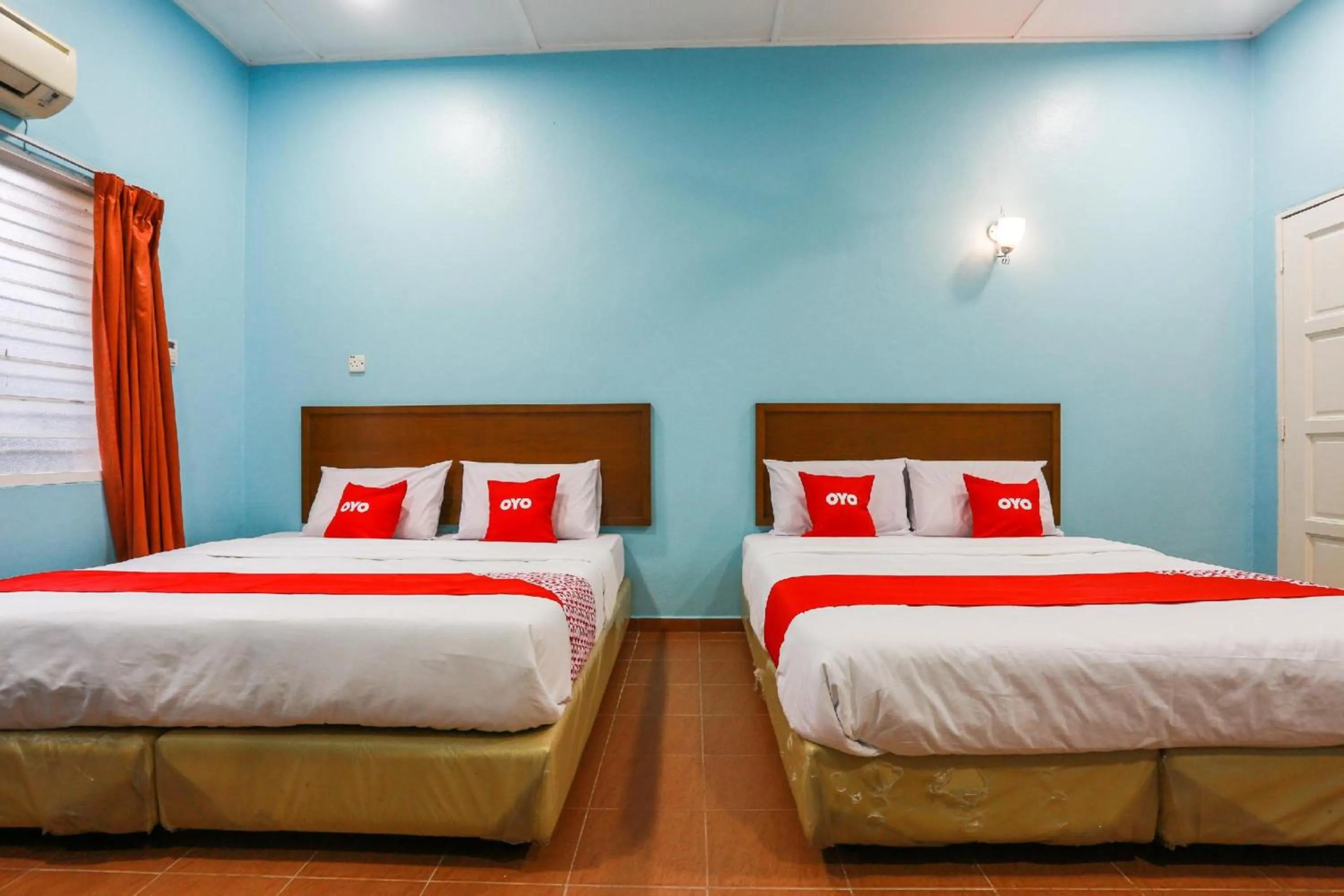 Bedroom, Bed in OYO 44094 Bangi Lanai Hotel