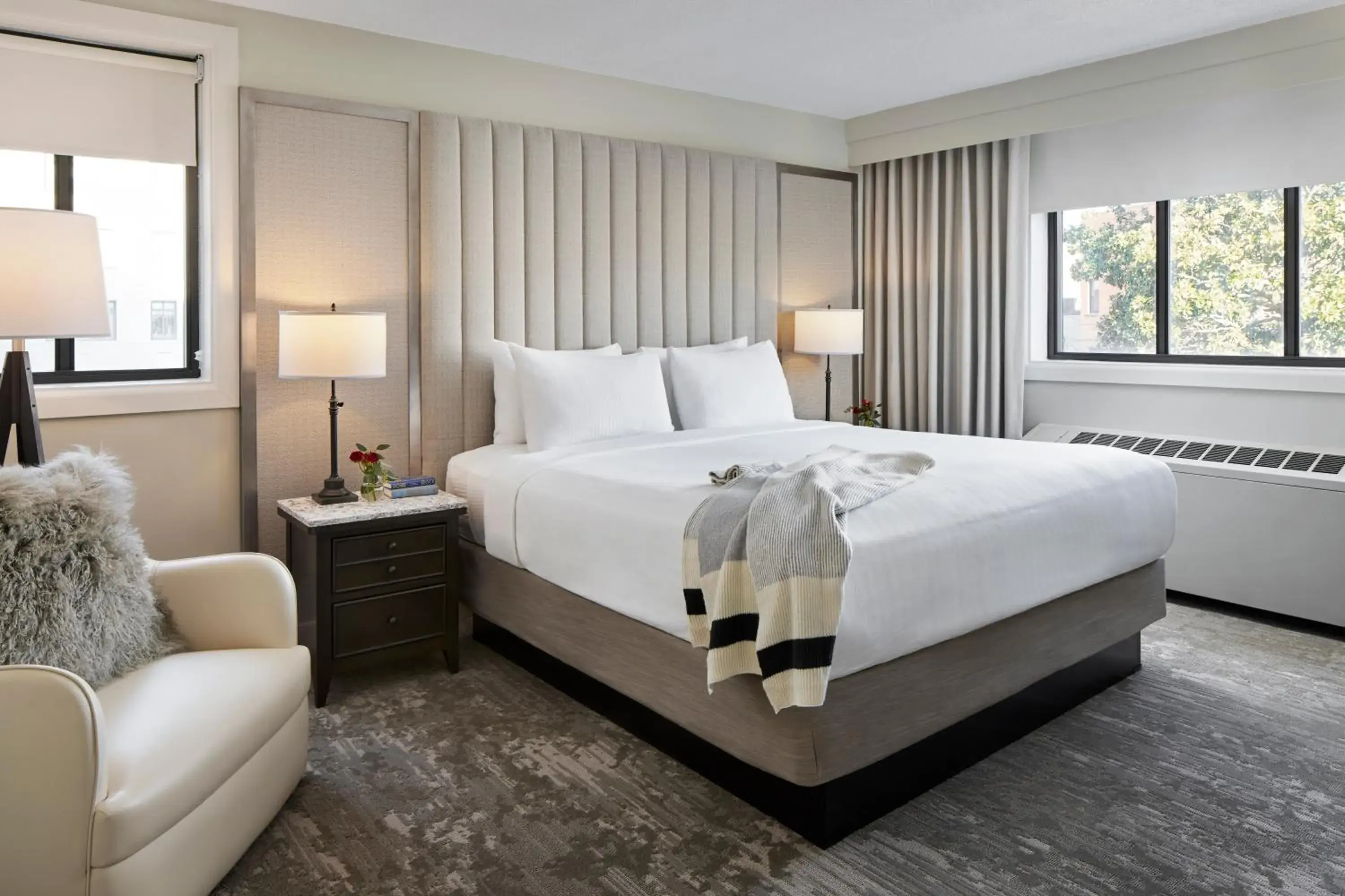 One Bedroom Suite Full Kitchen in Capitol Hill Hotel One Bedroom Suite Full Kitchen in Capitol Hill Hotel