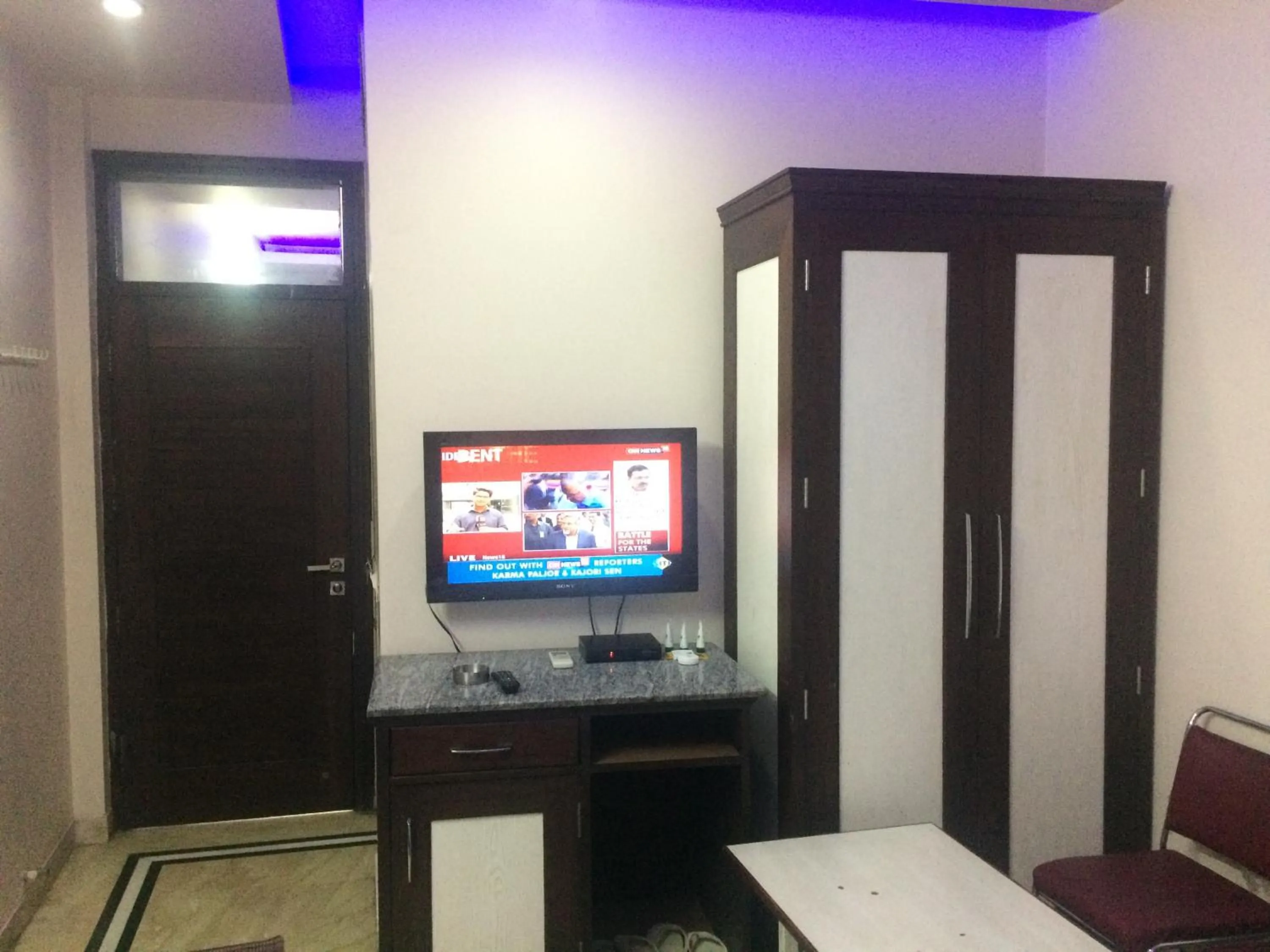 TV and multimedia, Bed in Leela Residency