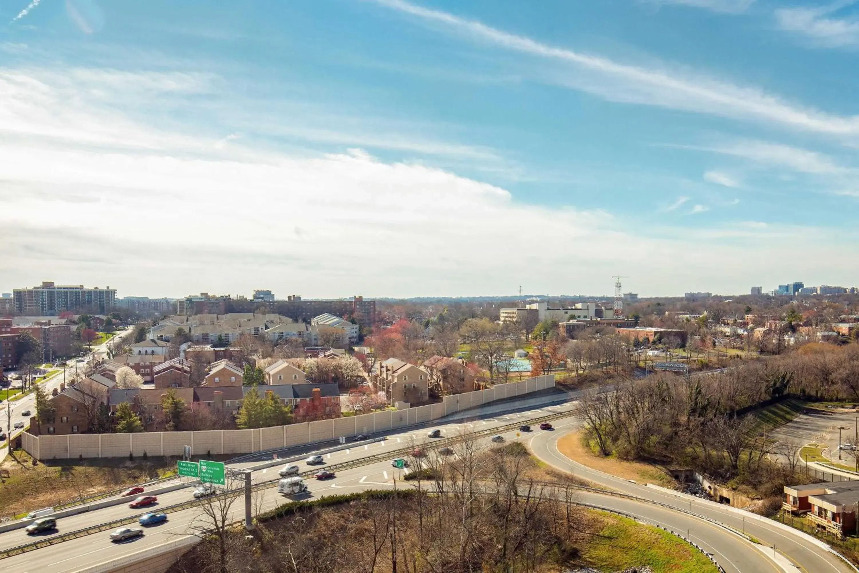 Double Room with Two Double Beds and Adapted Tub - Mobility Accessible in Sheraton Pentagon City Double Room with Two Double Beds and Adapted Tub - Mobility Accessible in Sheraton Pentagon City