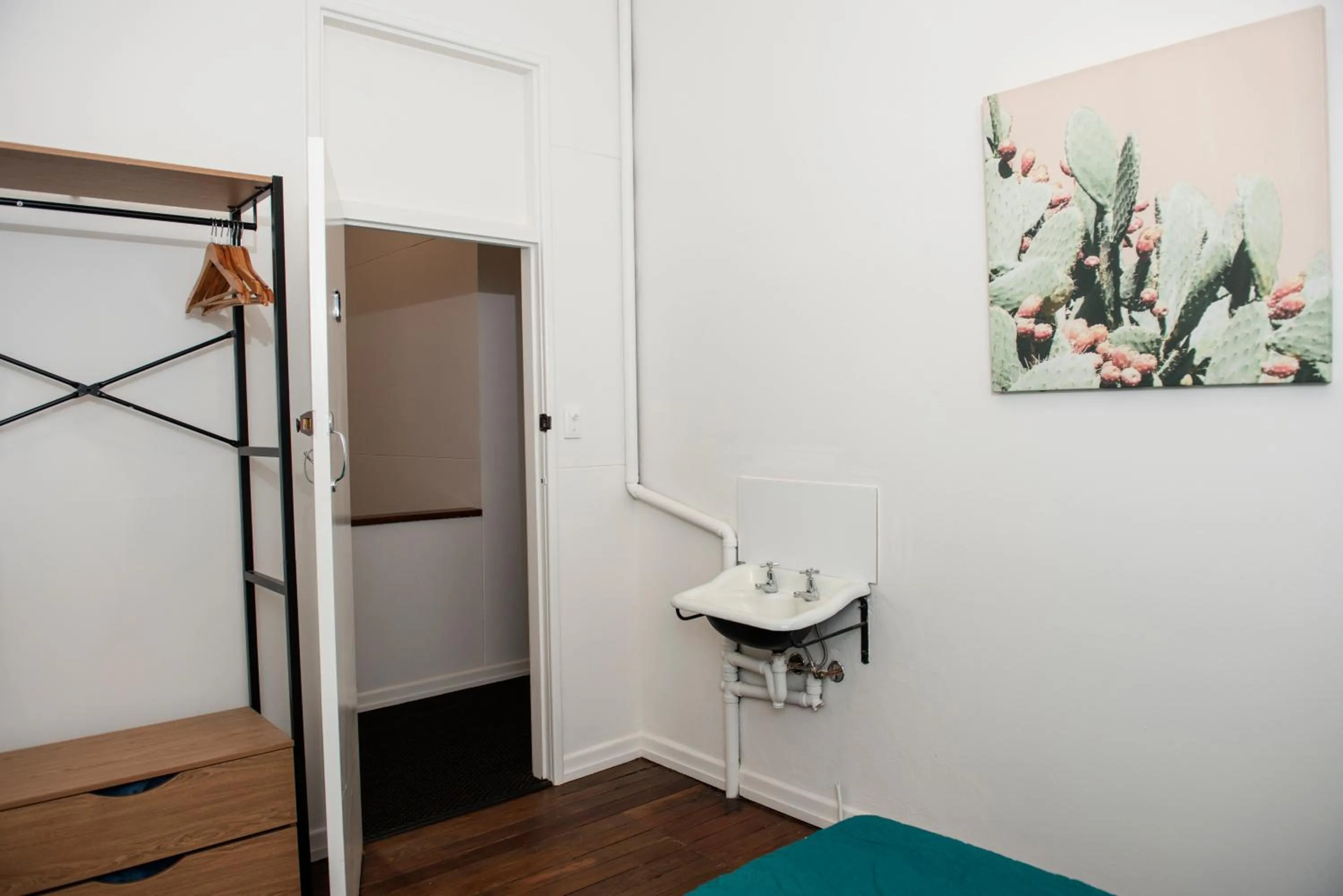 Bed in The Met Hotel