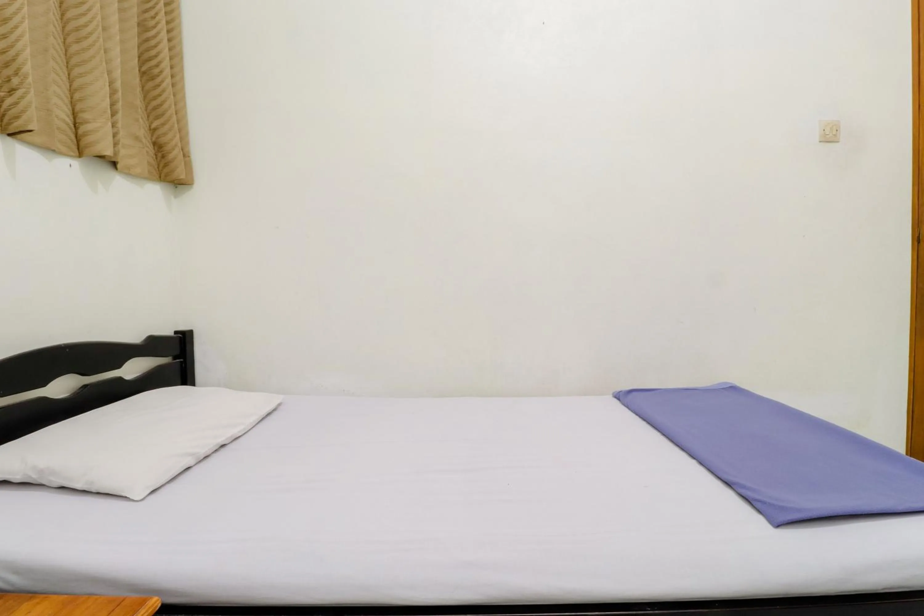 Bedroom, Bed in Satriafi Hotel