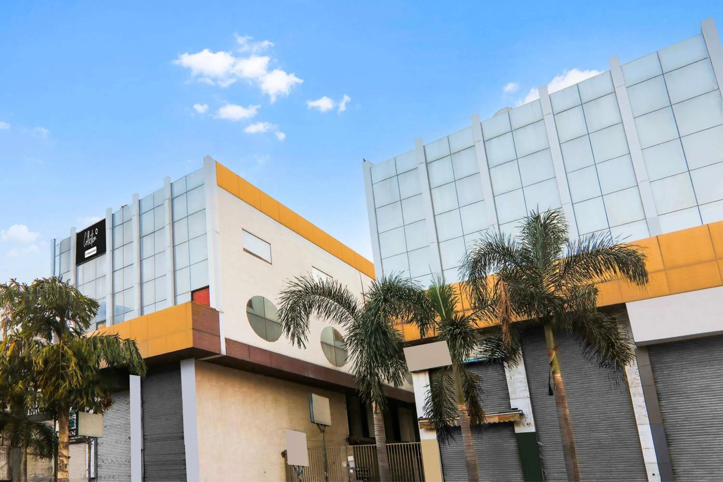 Facade/entrance in Collection O Civil Lines Near Old Bus Stand Formerly Imperial