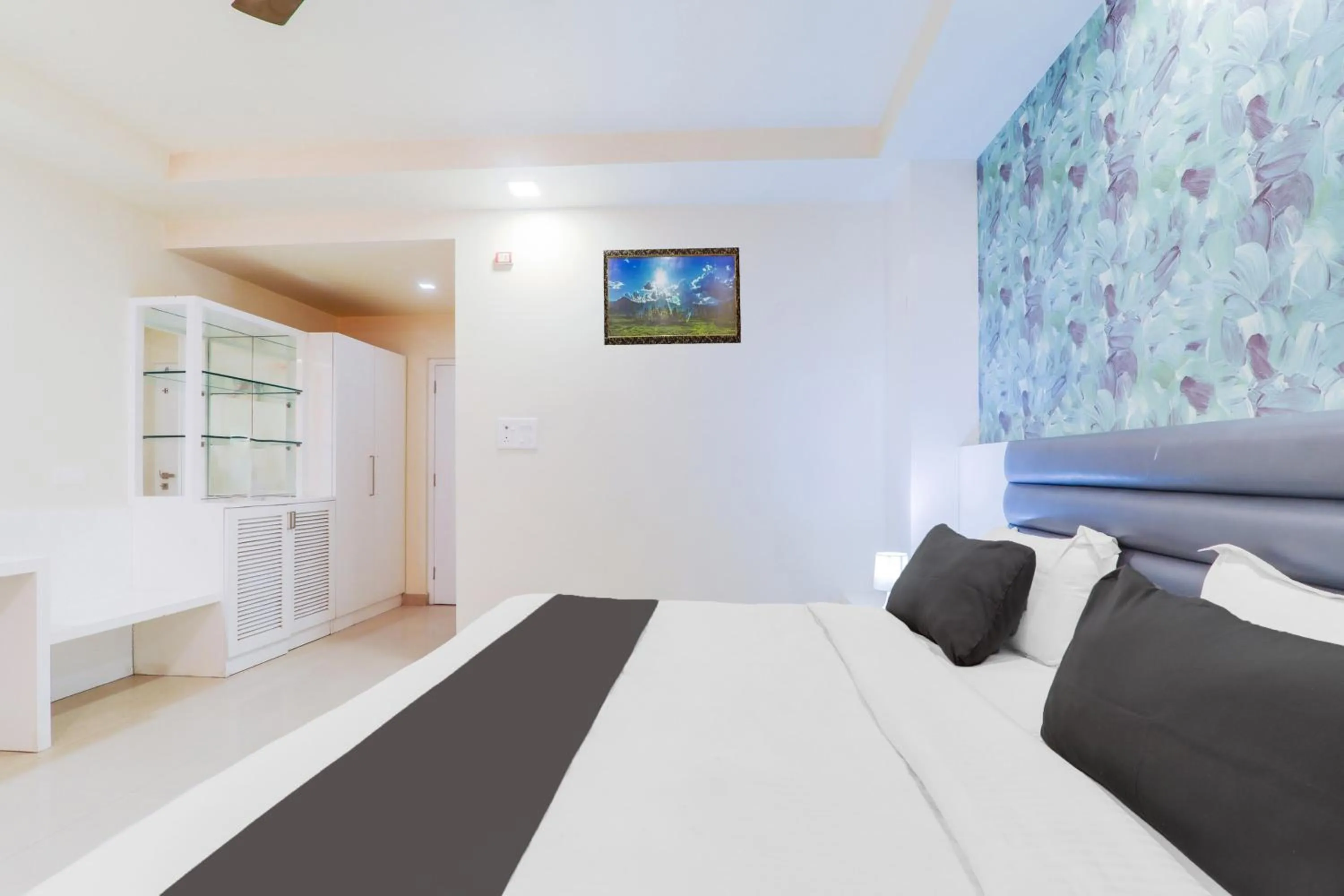 Bedroom, Bed in Collection O Civil Lines Near Old Bus Stand Formerly Imperial