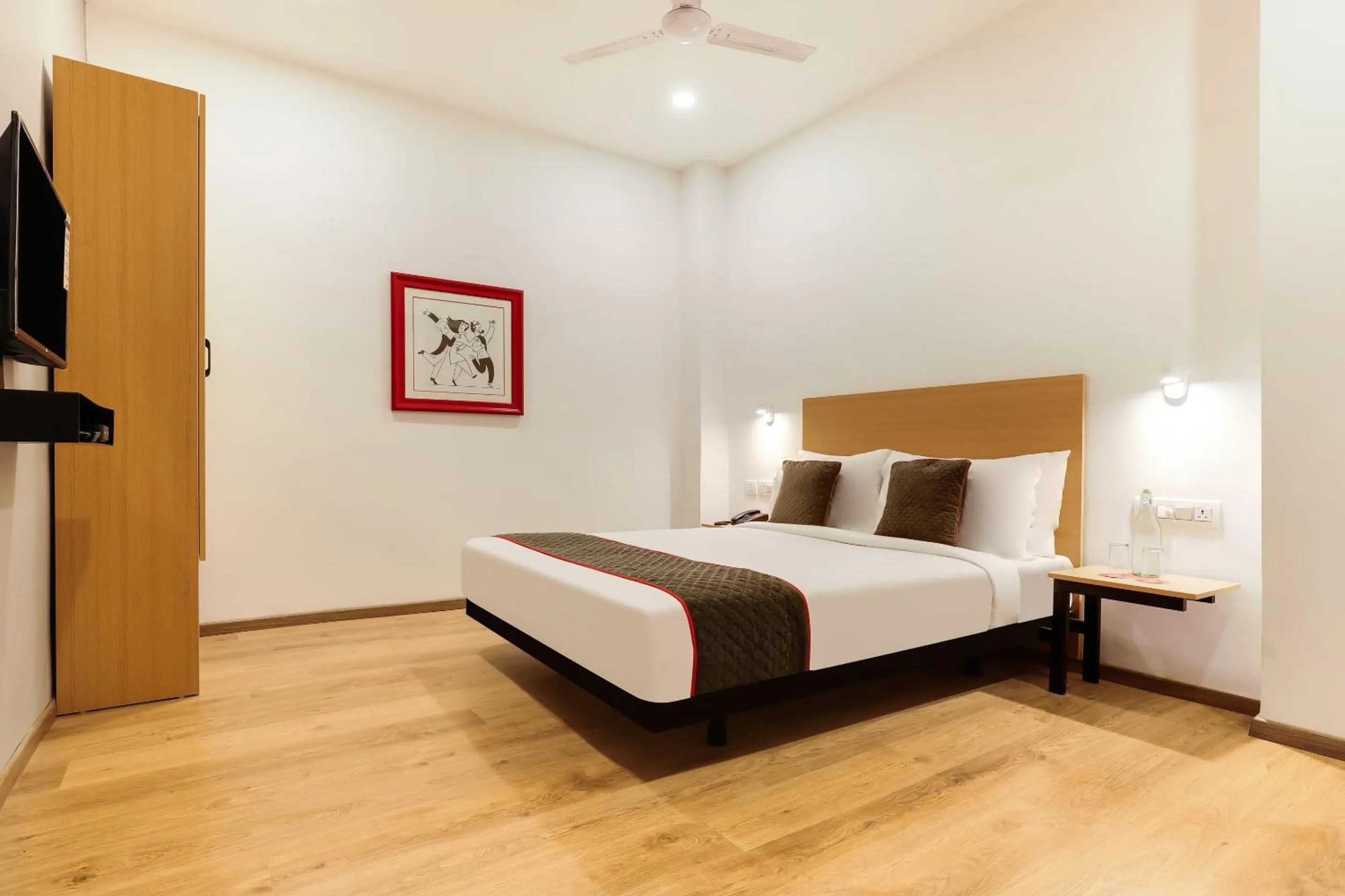 Bedroom, Bed in Townhouse Golden Avenue Road