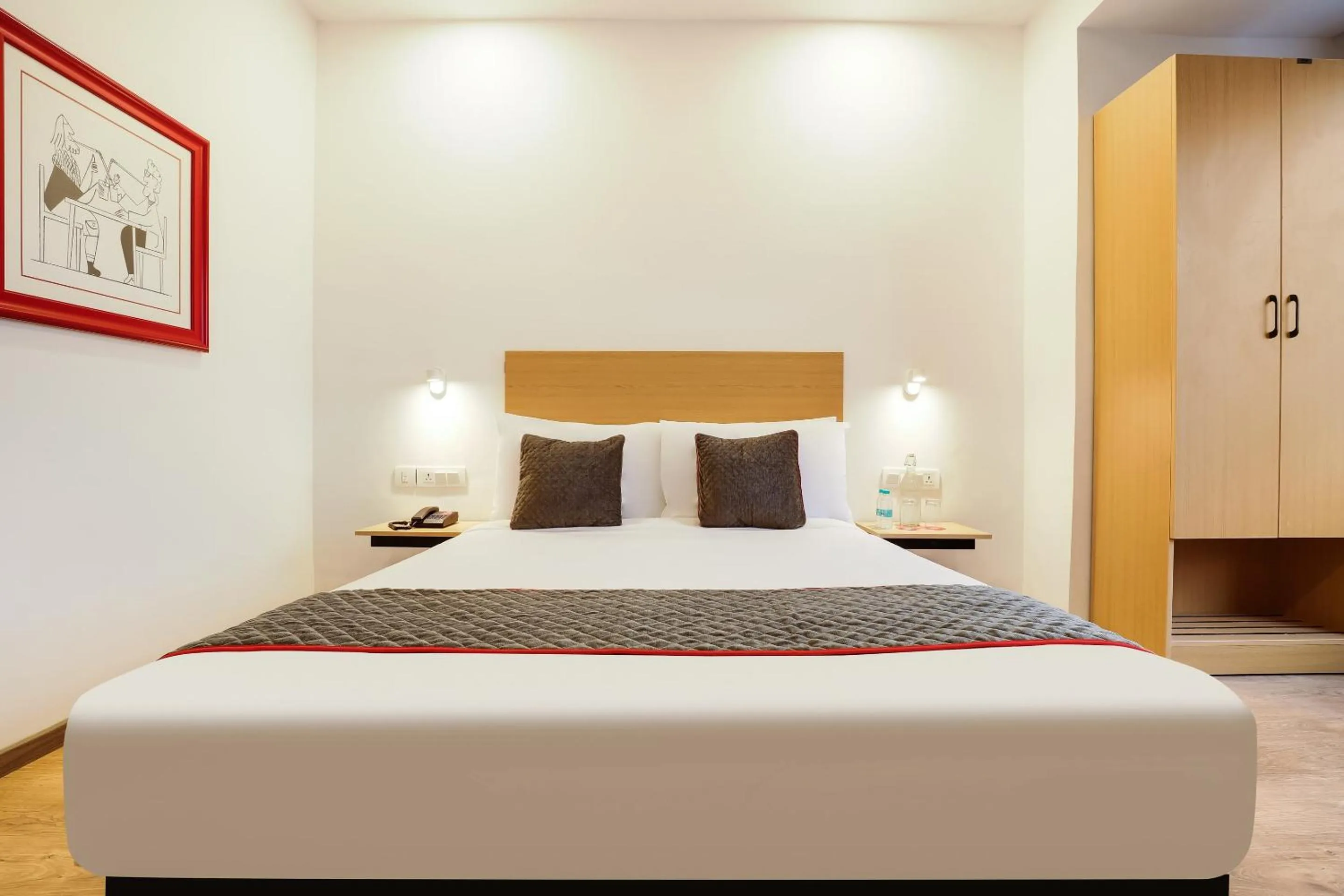 Bedroom in Townhouse Golden Avenue Road