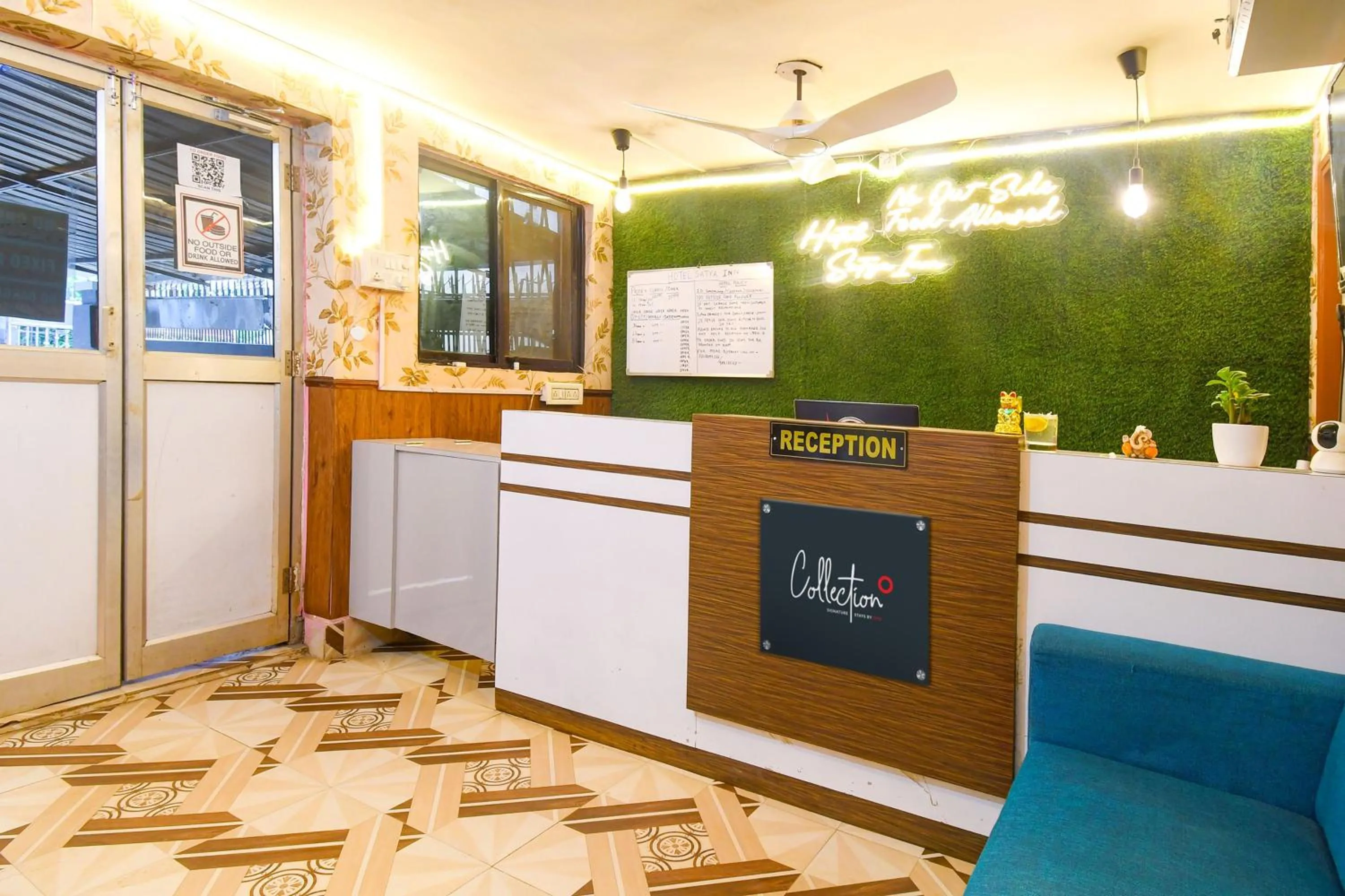 Lobby or reception in Hotel O Sawan INN