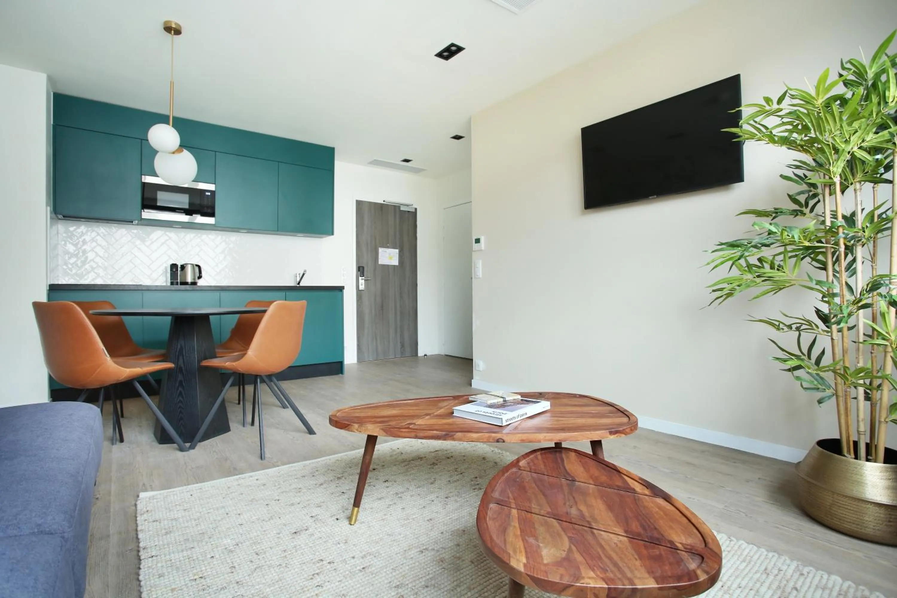 Kitchen or kitchenette in YAYS Paris Issy by Numa