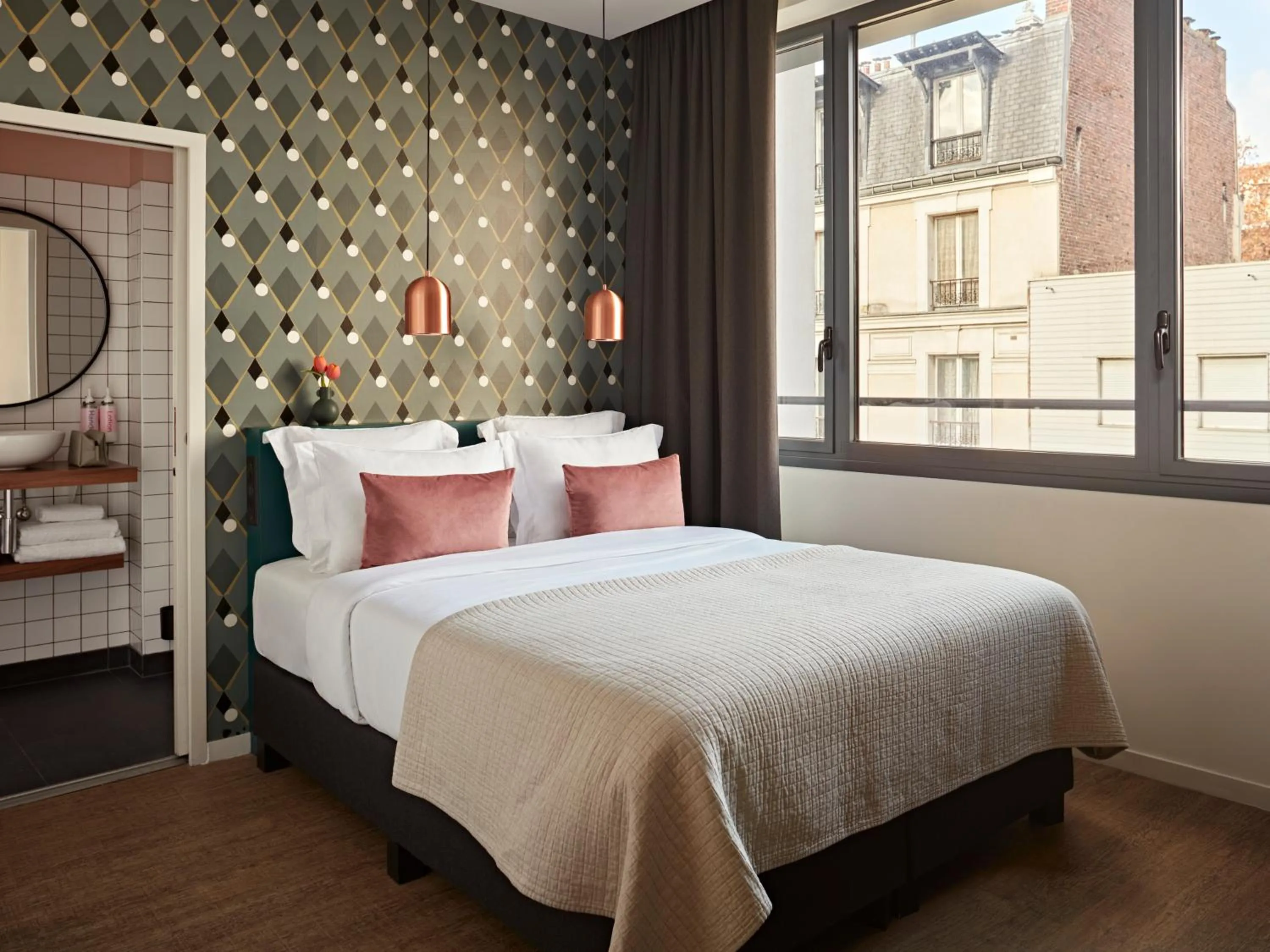 Bed in YAYS Paris Issy by Numa