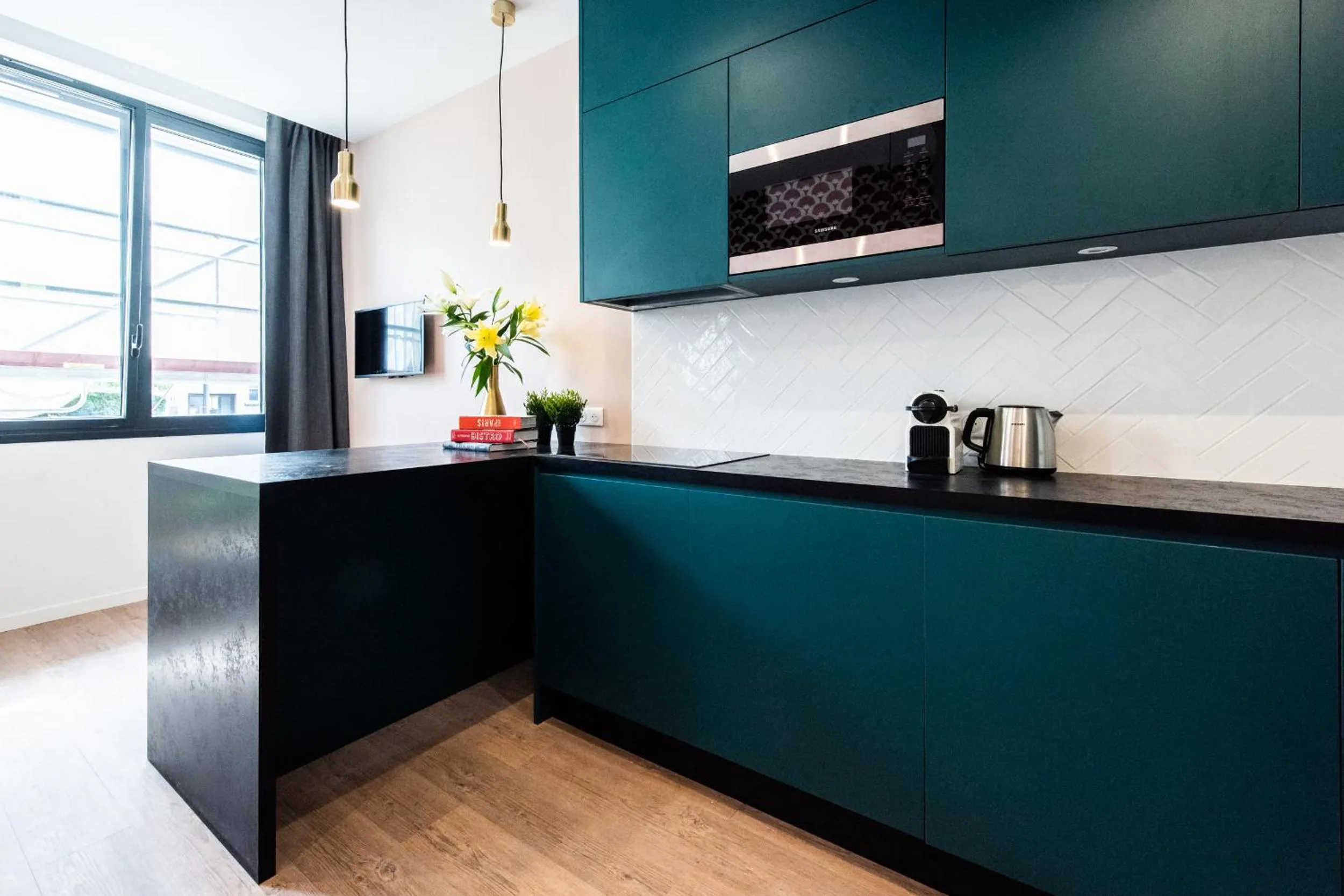 Coffee/tea facilities in YAYS Paris Issy by Numa