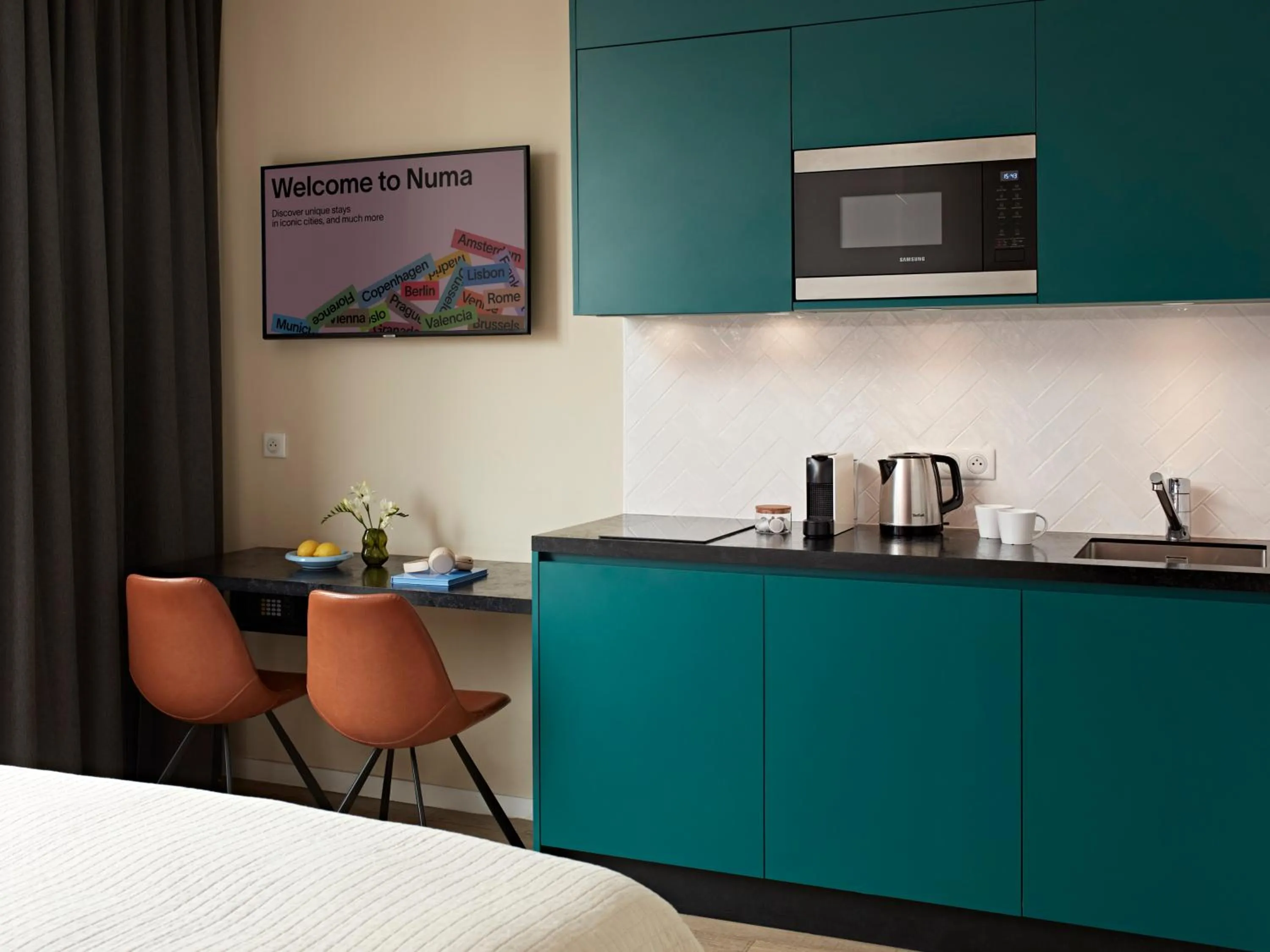 Kitchen or kitchenette in YAYS Paris Issy by Numa