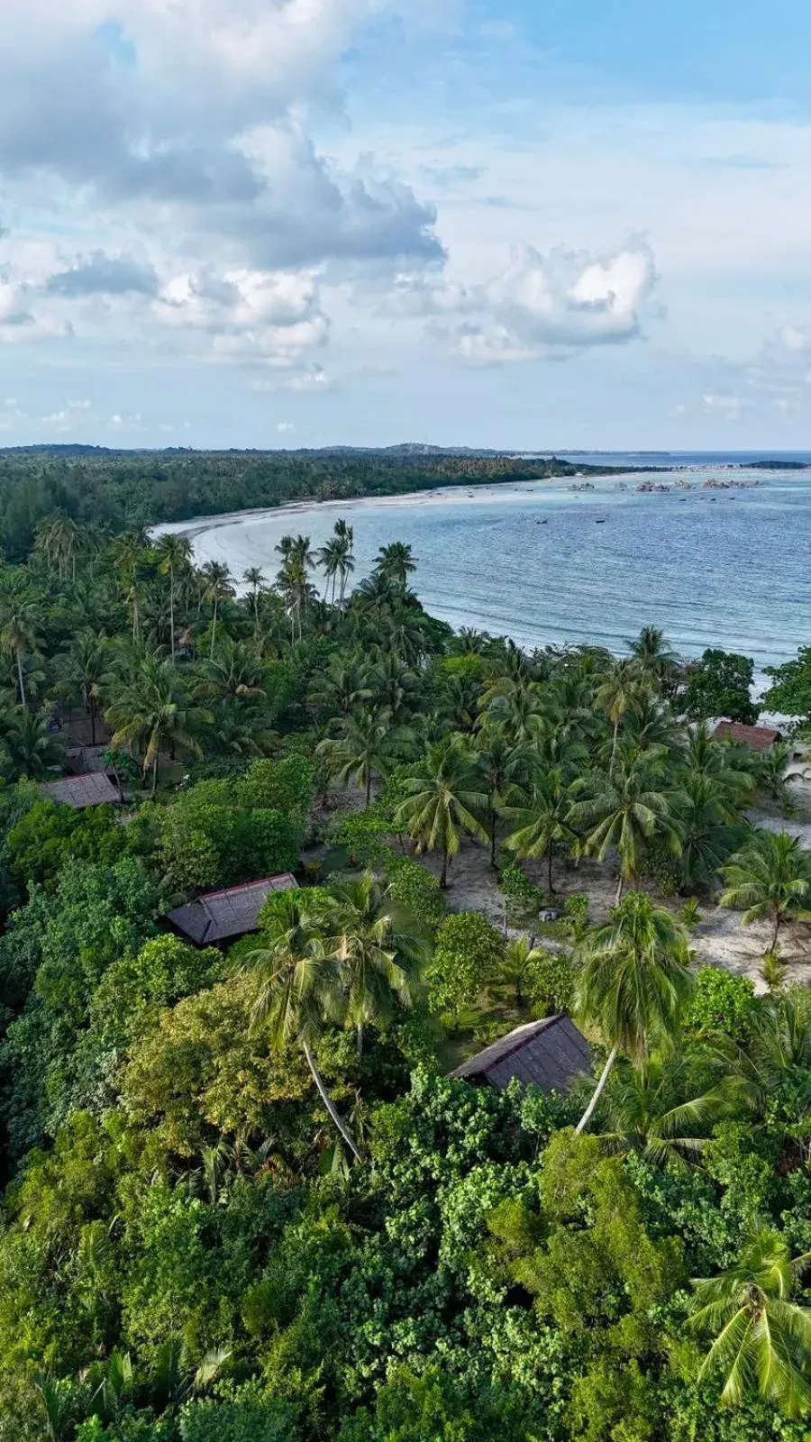 Superior Double or Twin Room with Sea View in Mutiara Beach Resort Superior Double or Twin Room with Sea View in Mutiara Beach Resort