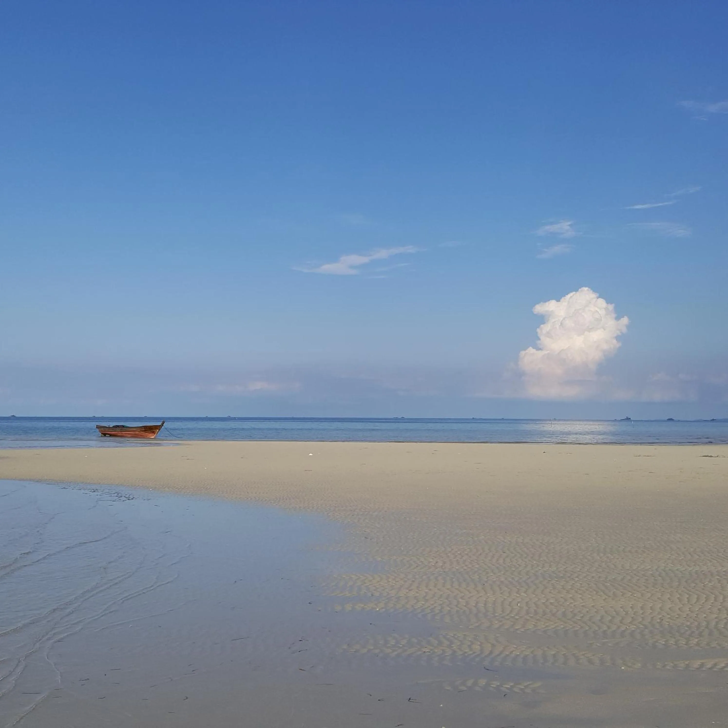 Beach in Mutiara Beach Resort