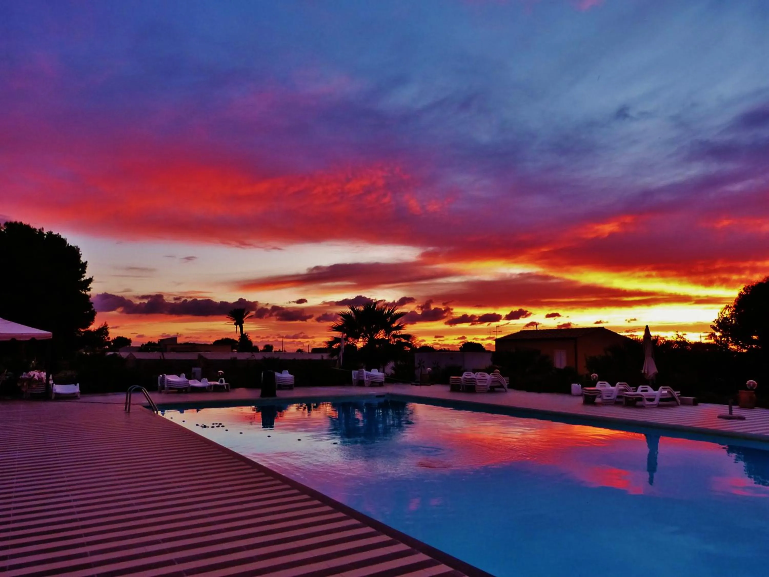 Pool view in Case Vacanza Torre Lupa