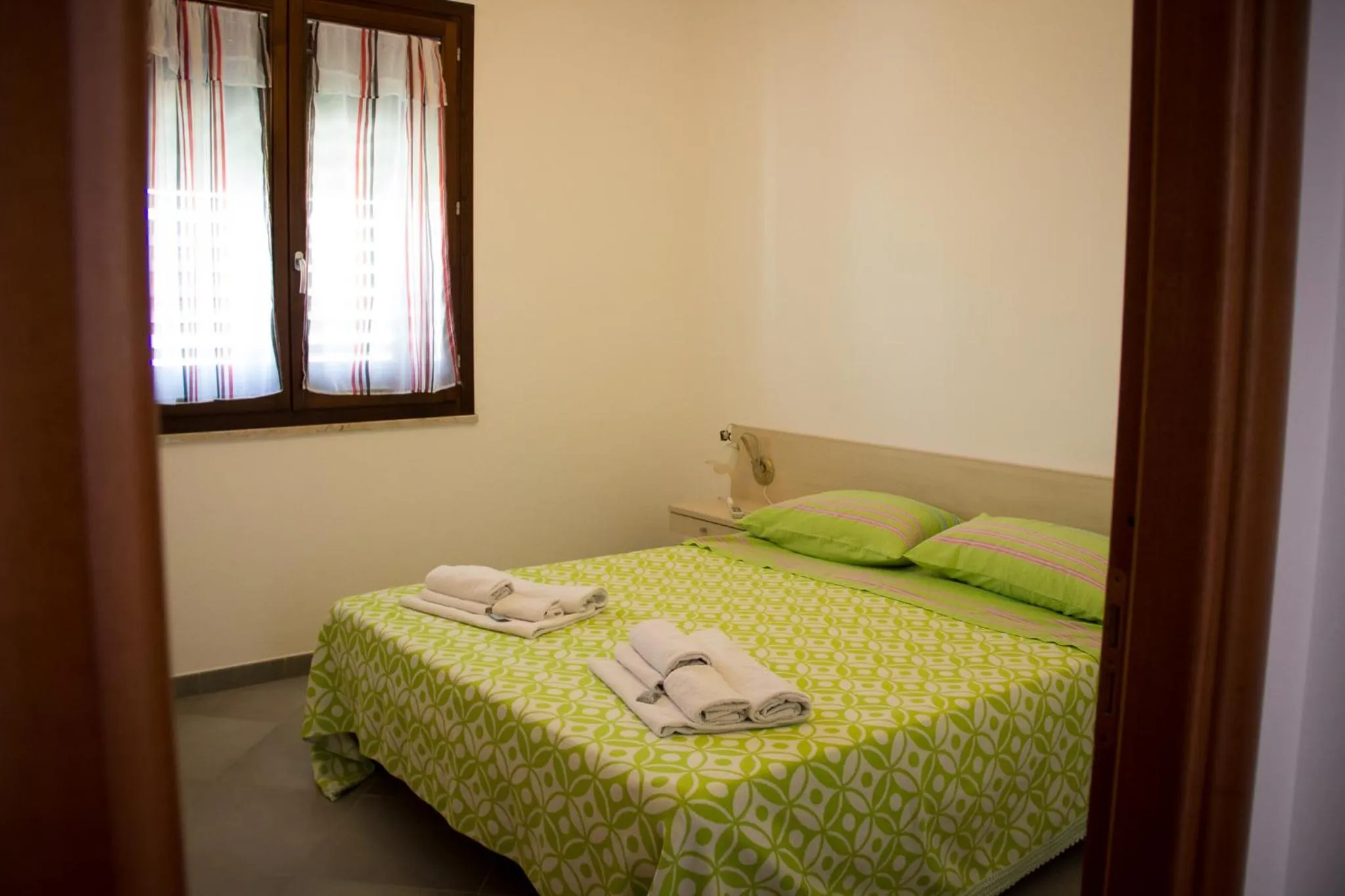 Photo of the whole room, Bed in Case Vacanza Torre Lupa