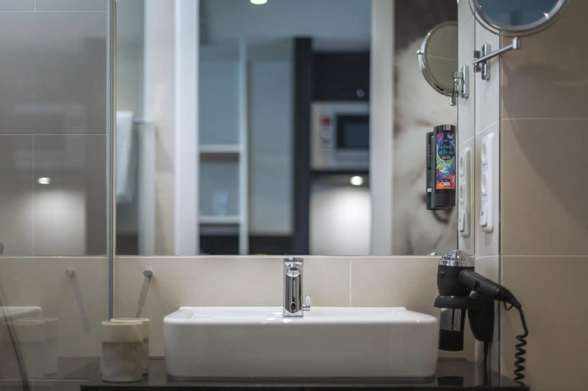 Photo of the whole room in Holiday Inn - the niu, Leo Nuremberg by IHG