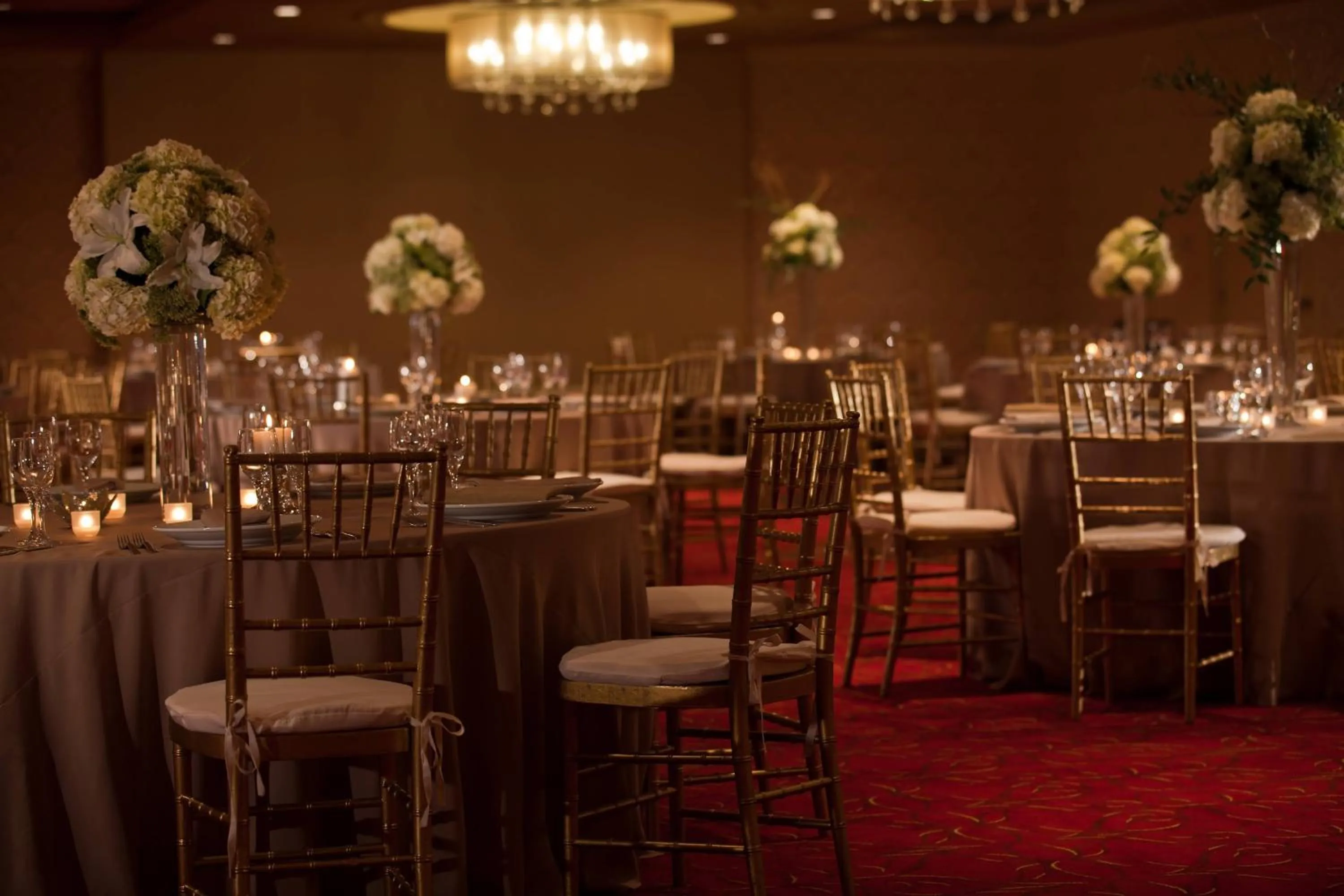 Lobby or reception in Renaissance Newark Airport Hotel