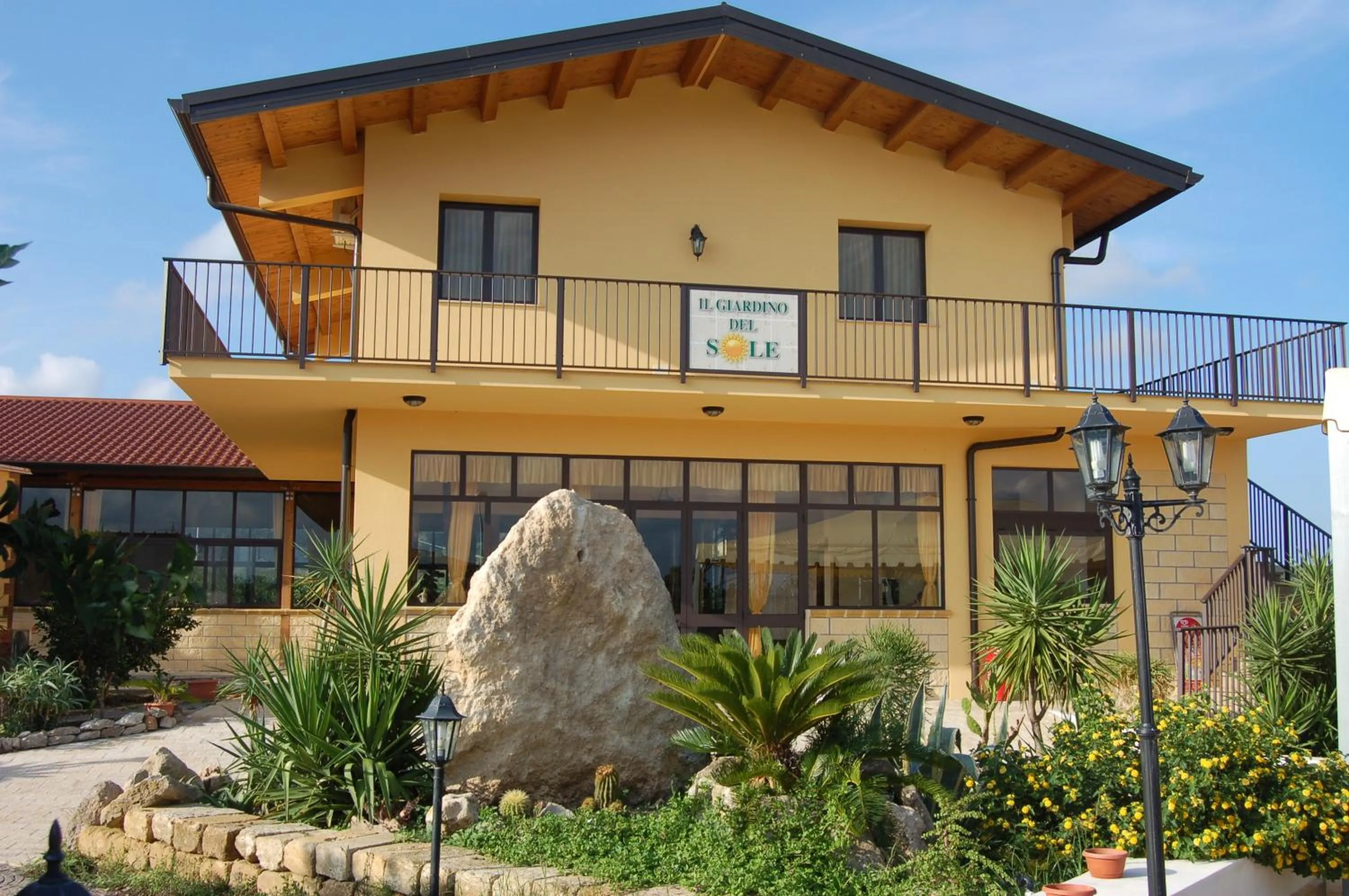 Restaurant/places to eat in Il Giardino Del Sole