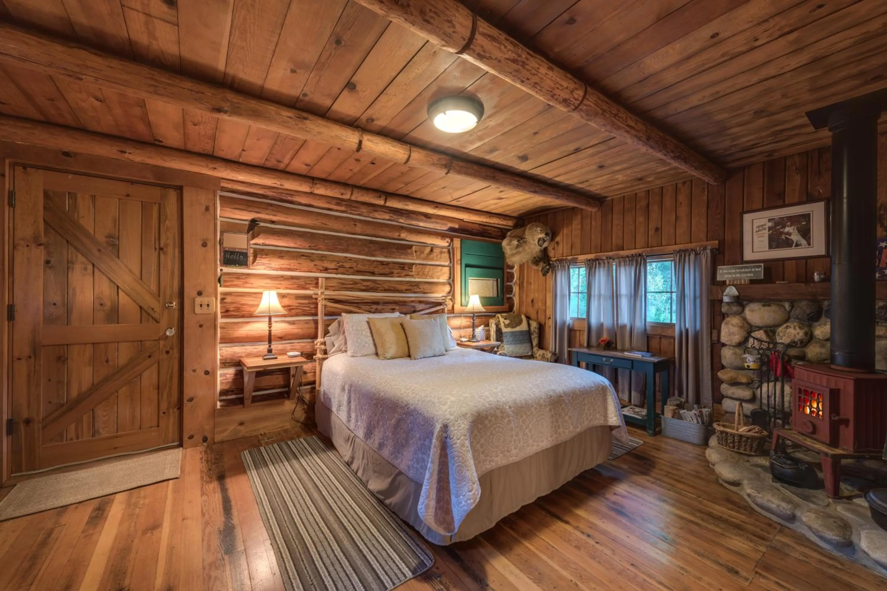 Bedroom, Bed in The Davies Family Inn