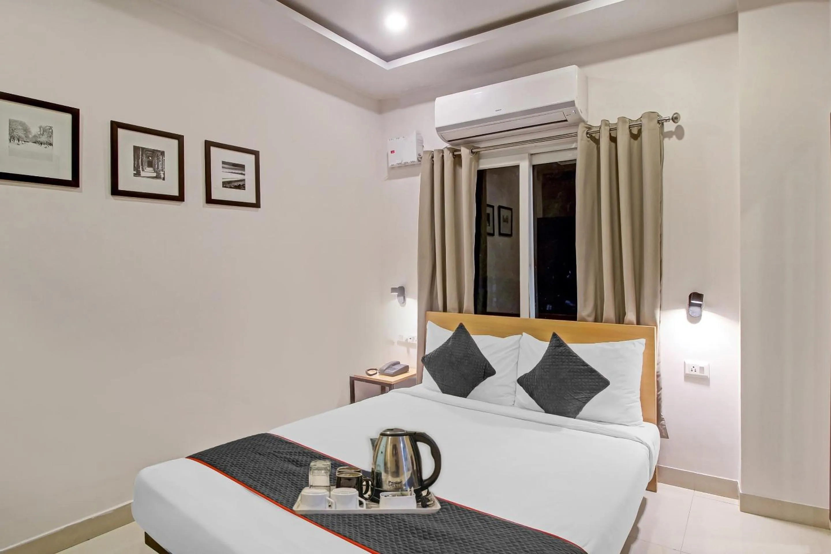 Bedroom, Bed in Super Hotel O SS Skyline