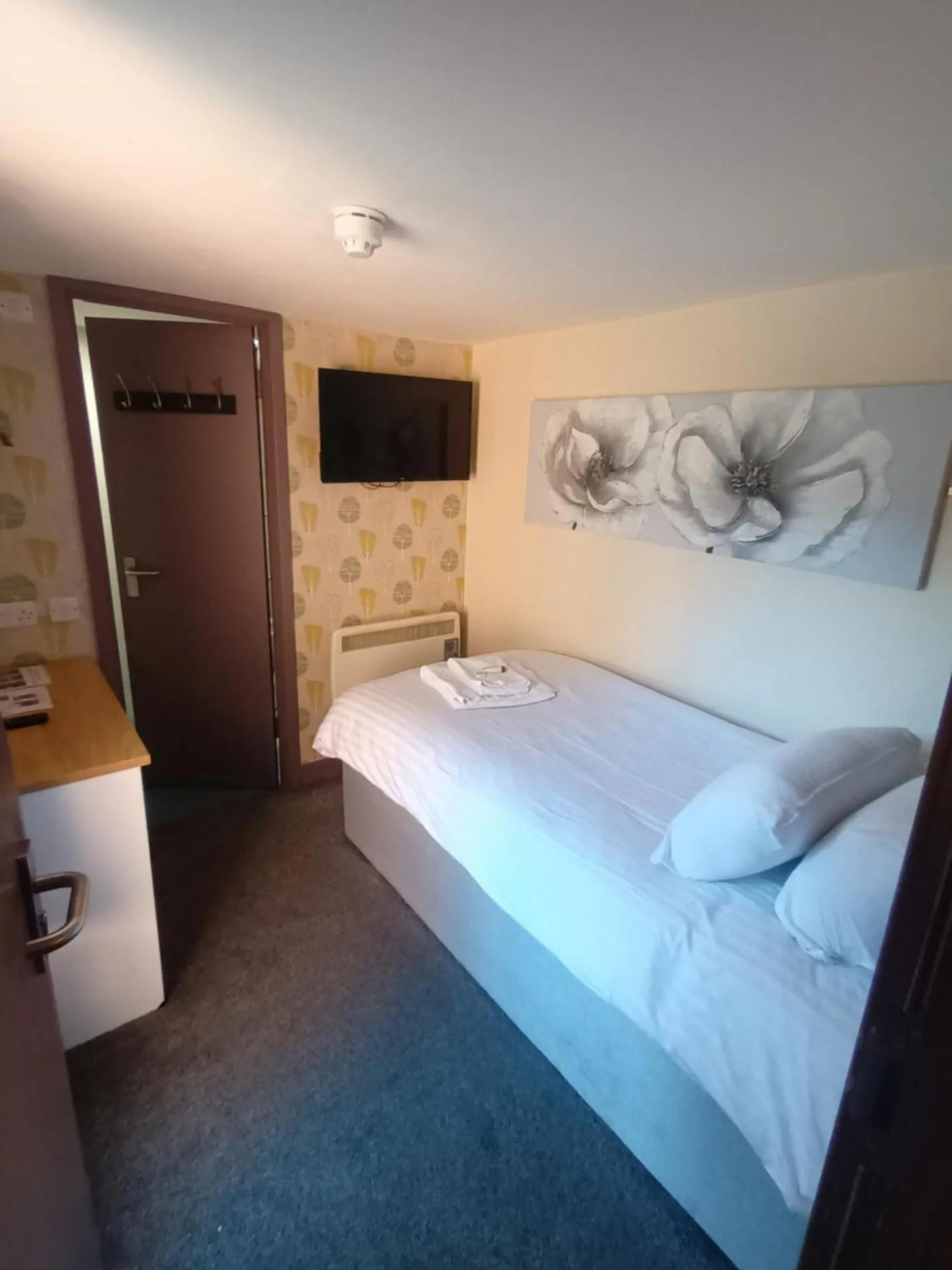 Bed in The Saltley Inn