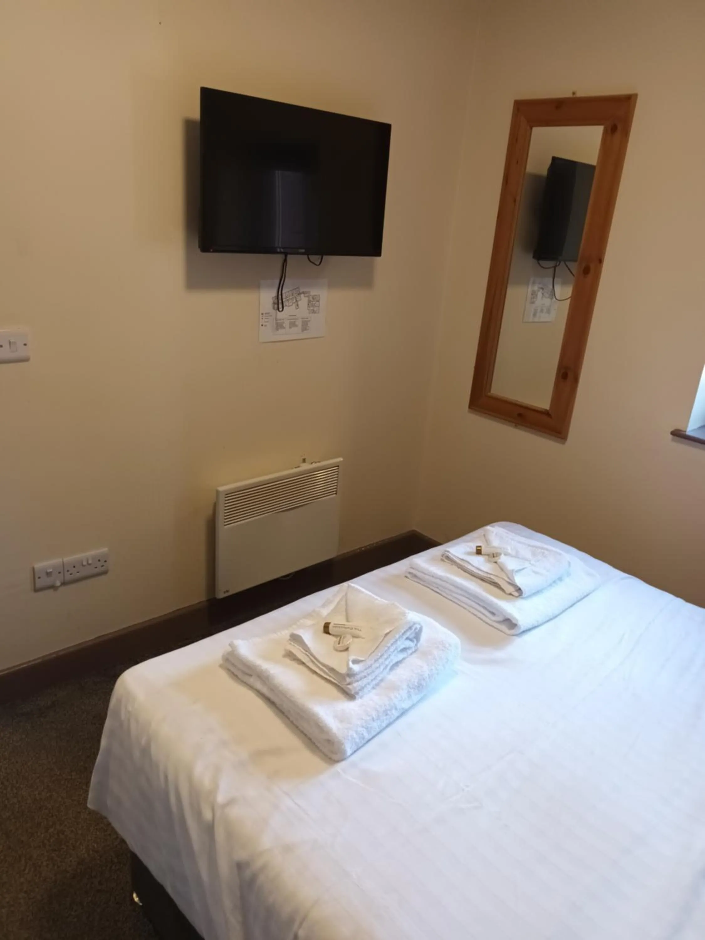 Bed in The Saltley Inn