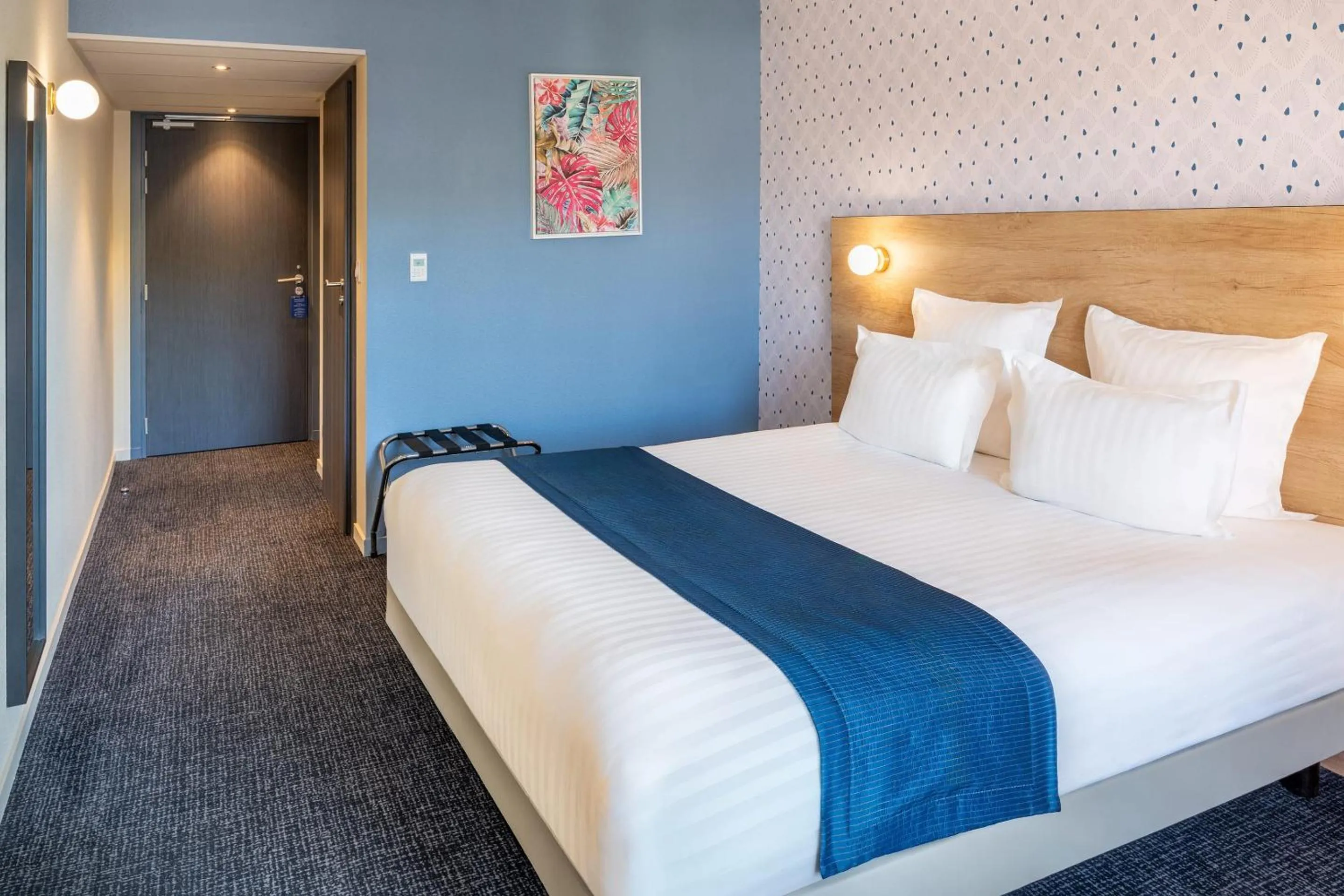 Photo of the whole room, Bed in Best Western Hotel Fontaine Argent