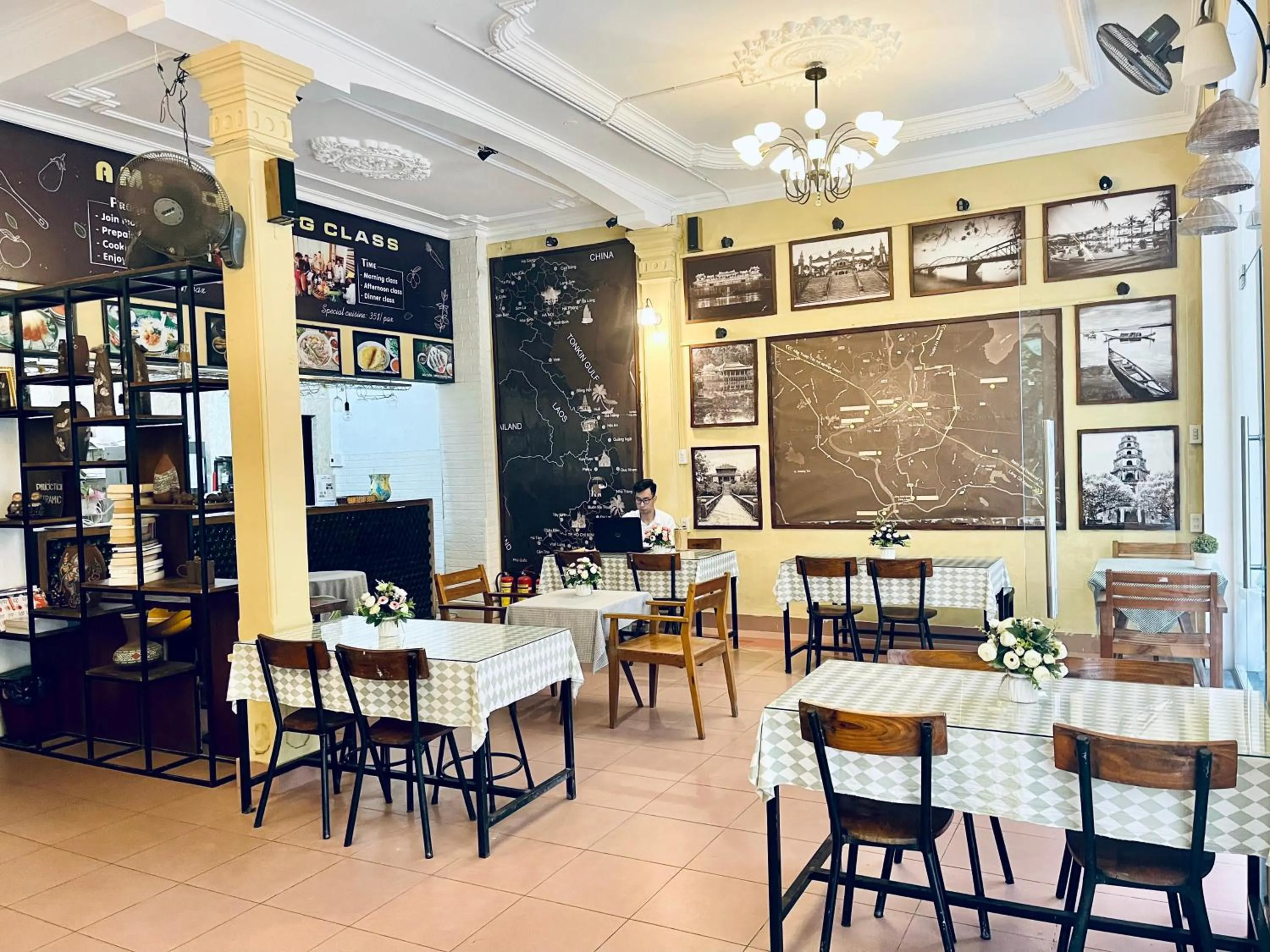 Restaurant/places to eat in Amy Hostel Hue