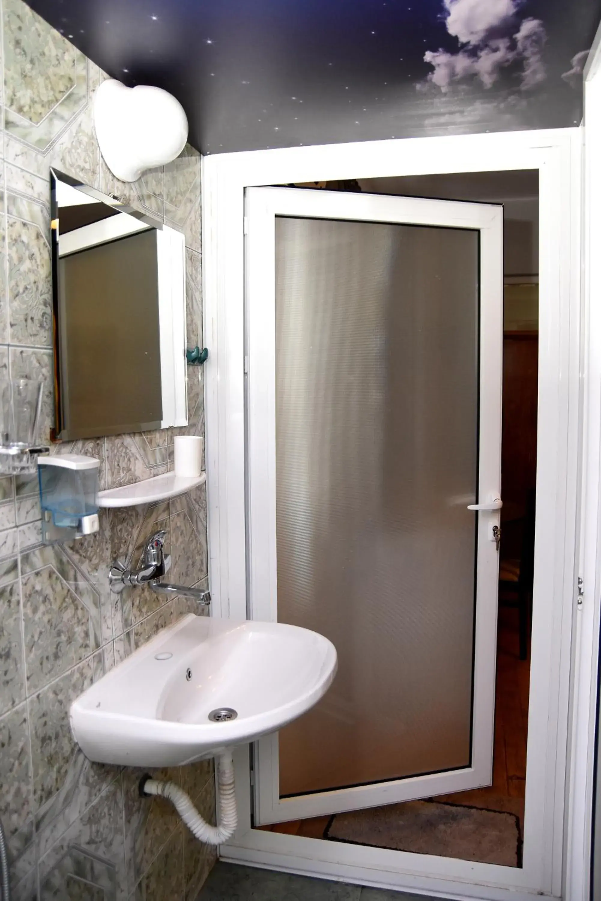 Deluxe Double Room with Private Bathroom in Santa Sofia Deluxe Double Room with Private Bathroom in Santa Sofia