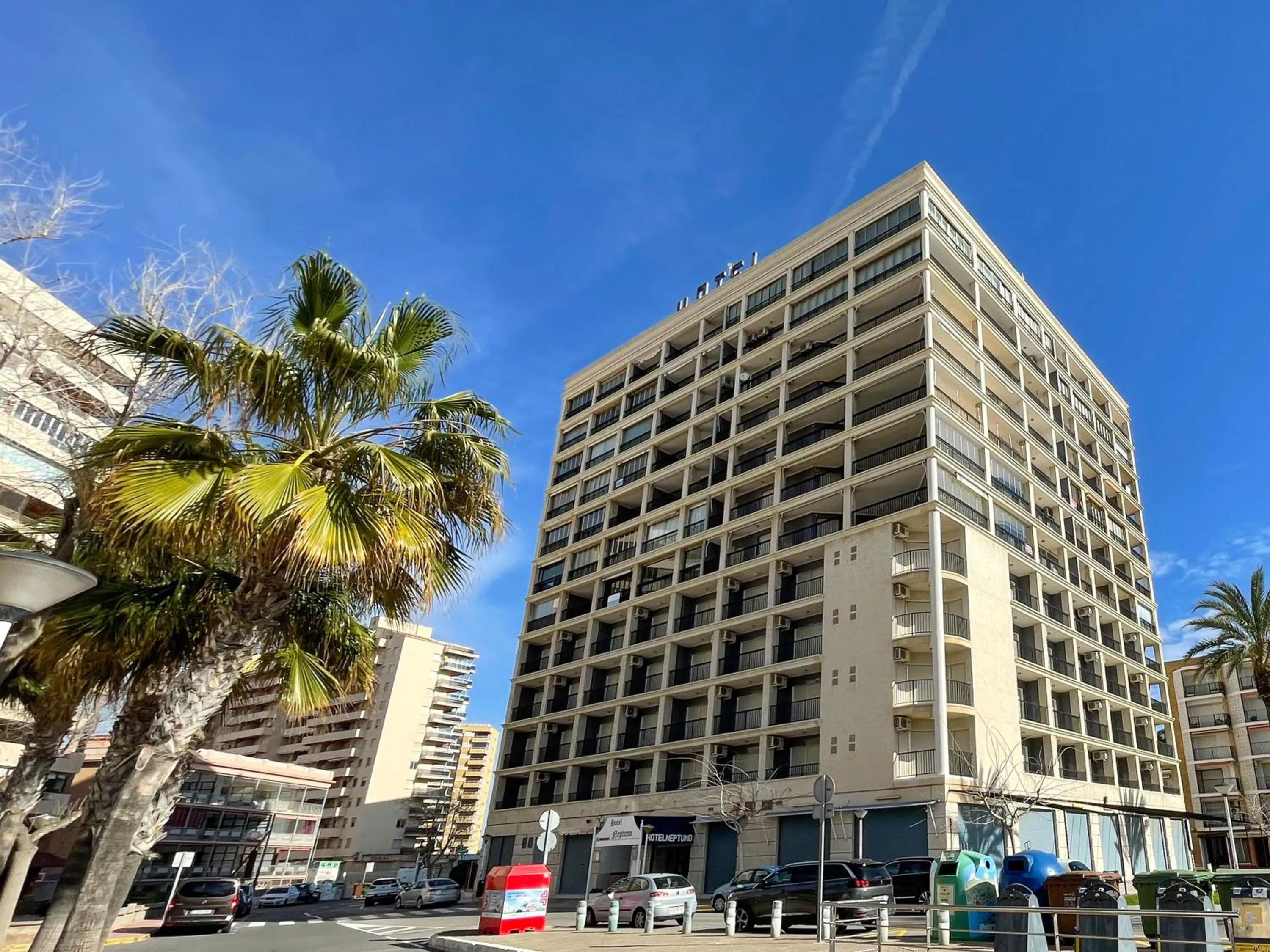 Property building in Apartamentos Neptuno Oropesa 3000