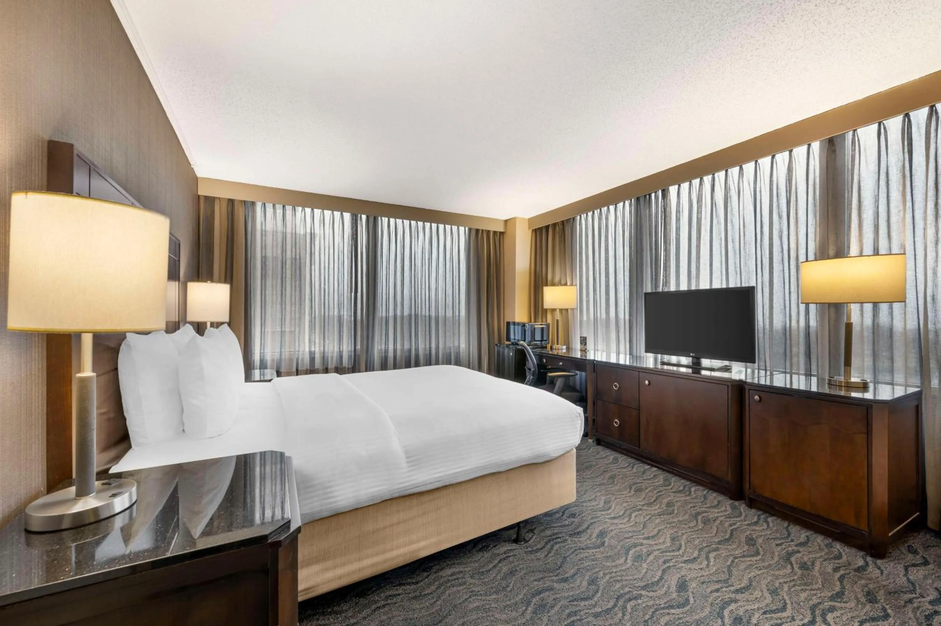 Bedroom, Bed in Best Western Grant Park Hotel