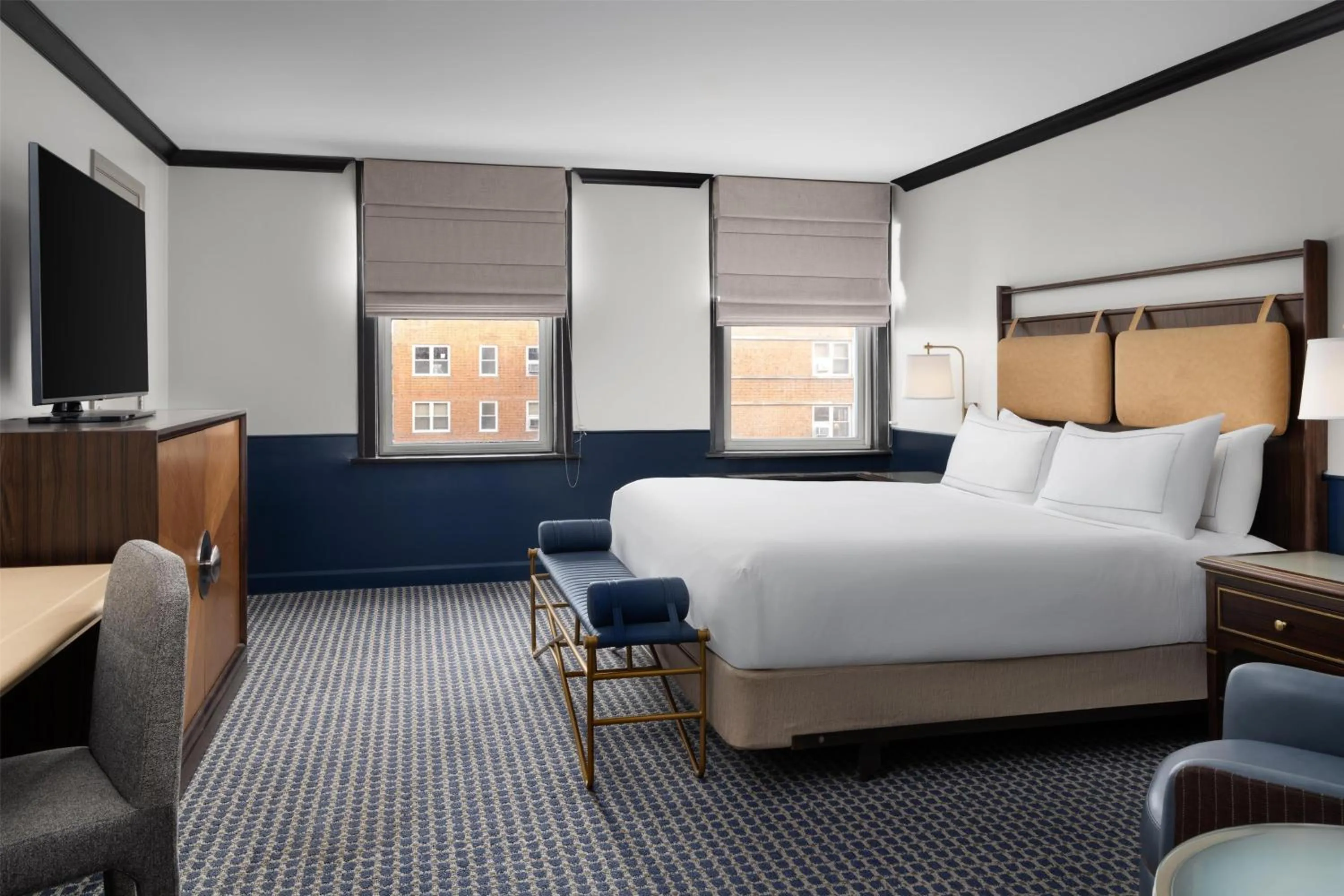 Bed in Hilton Orrington/Evanston