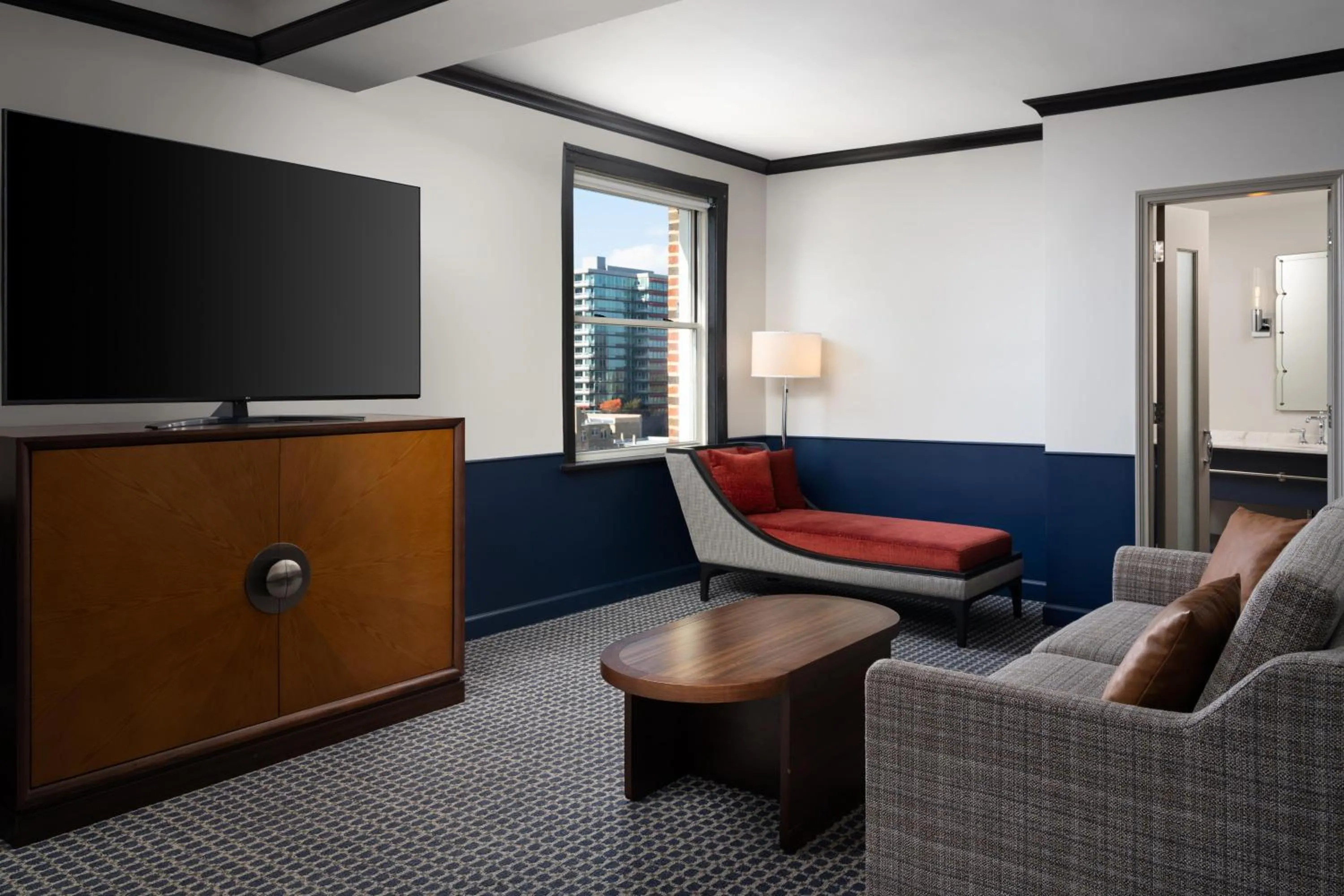 Living room in Hilton Orrington/Evanston