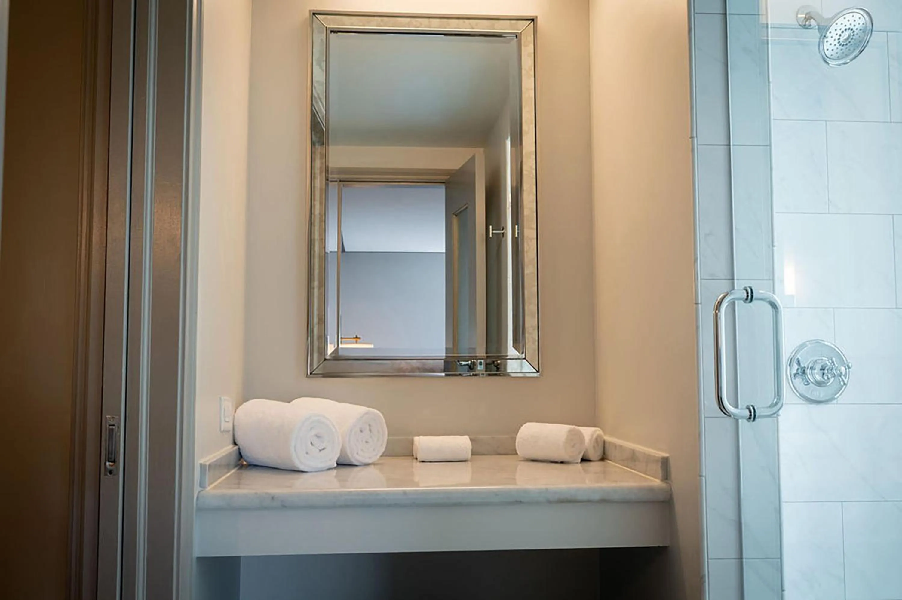 Bathroom in Hilton Orrington/Evanston