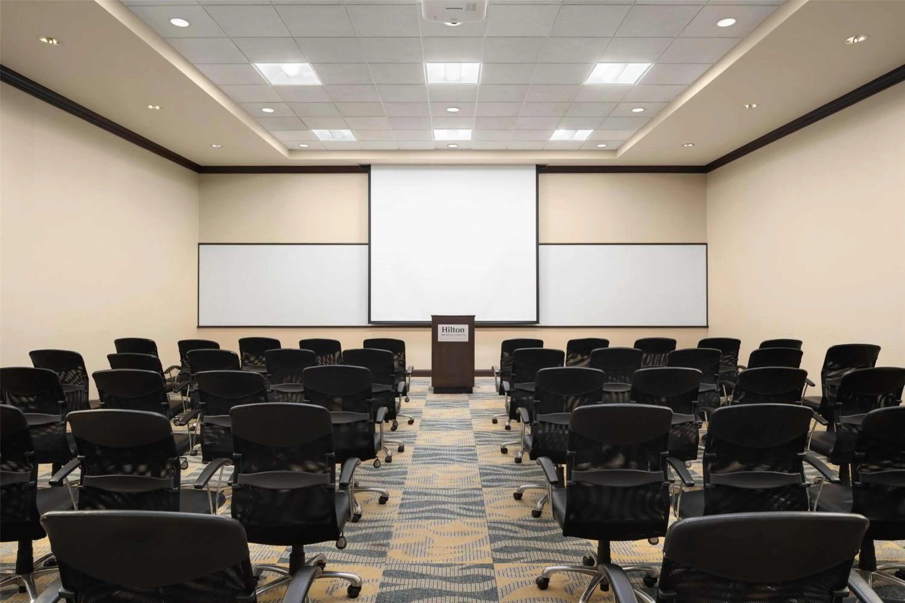 Meeting/conference room in Hilton Orrington/Evanston