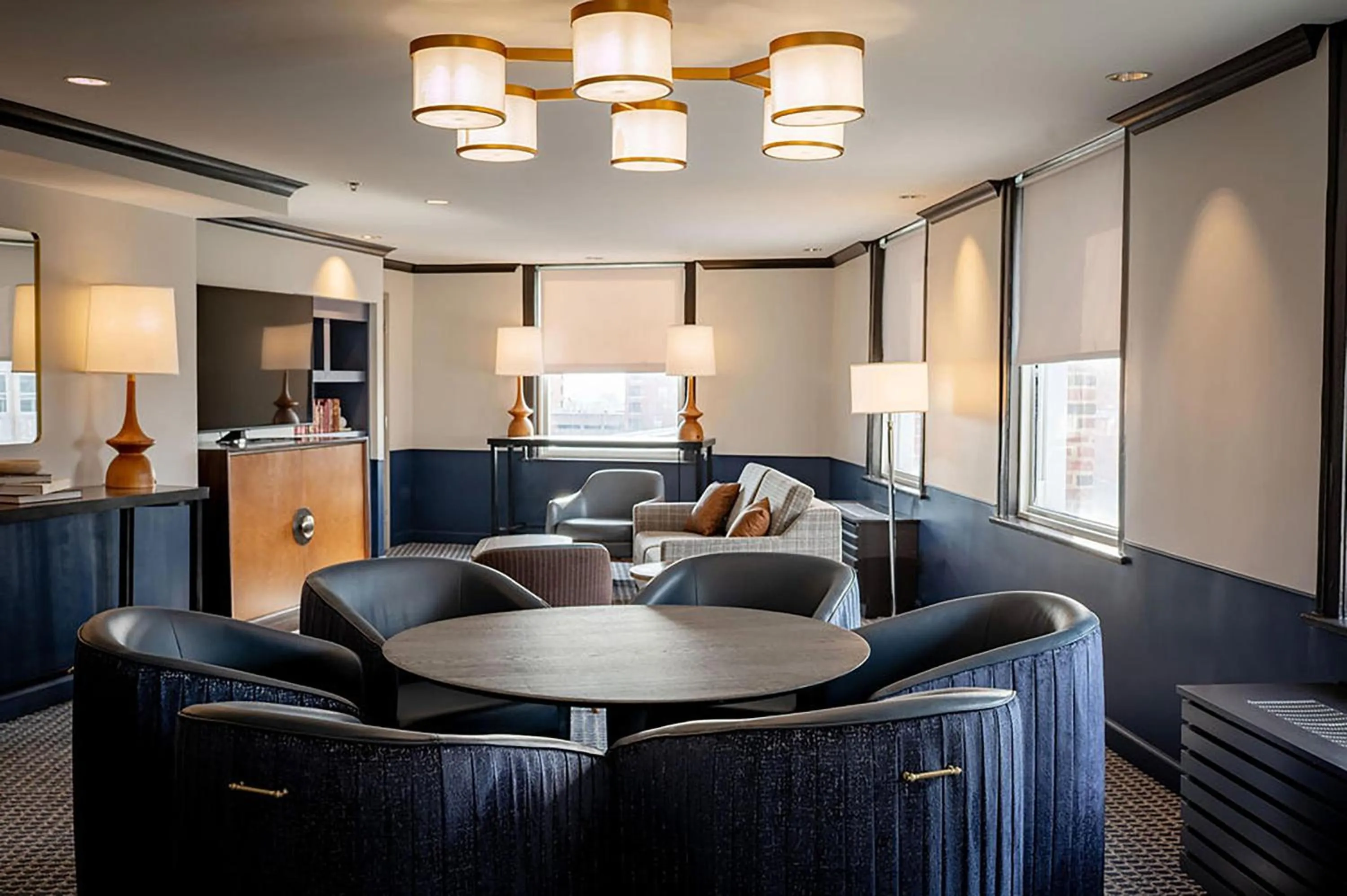 Living room in Hilton Orrington/Evanston