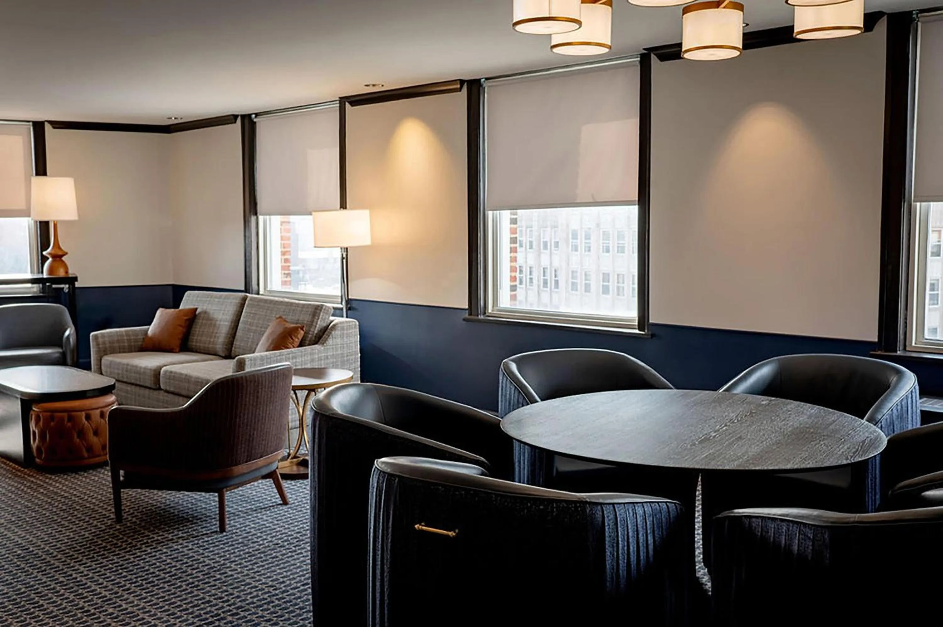 Living room in Hilton Orrington/Evanston