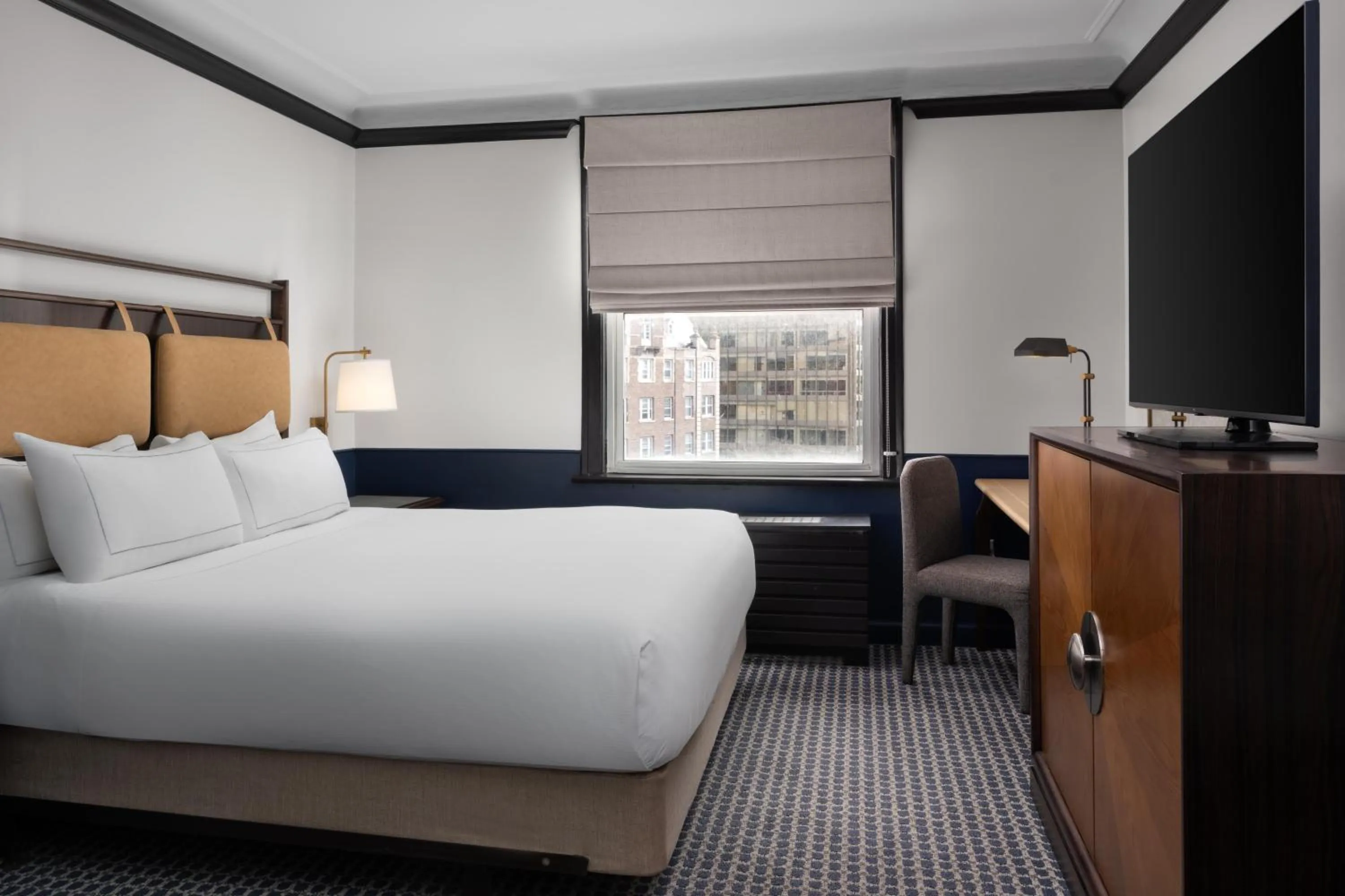 Bed in Hilton Orrington/Evanston