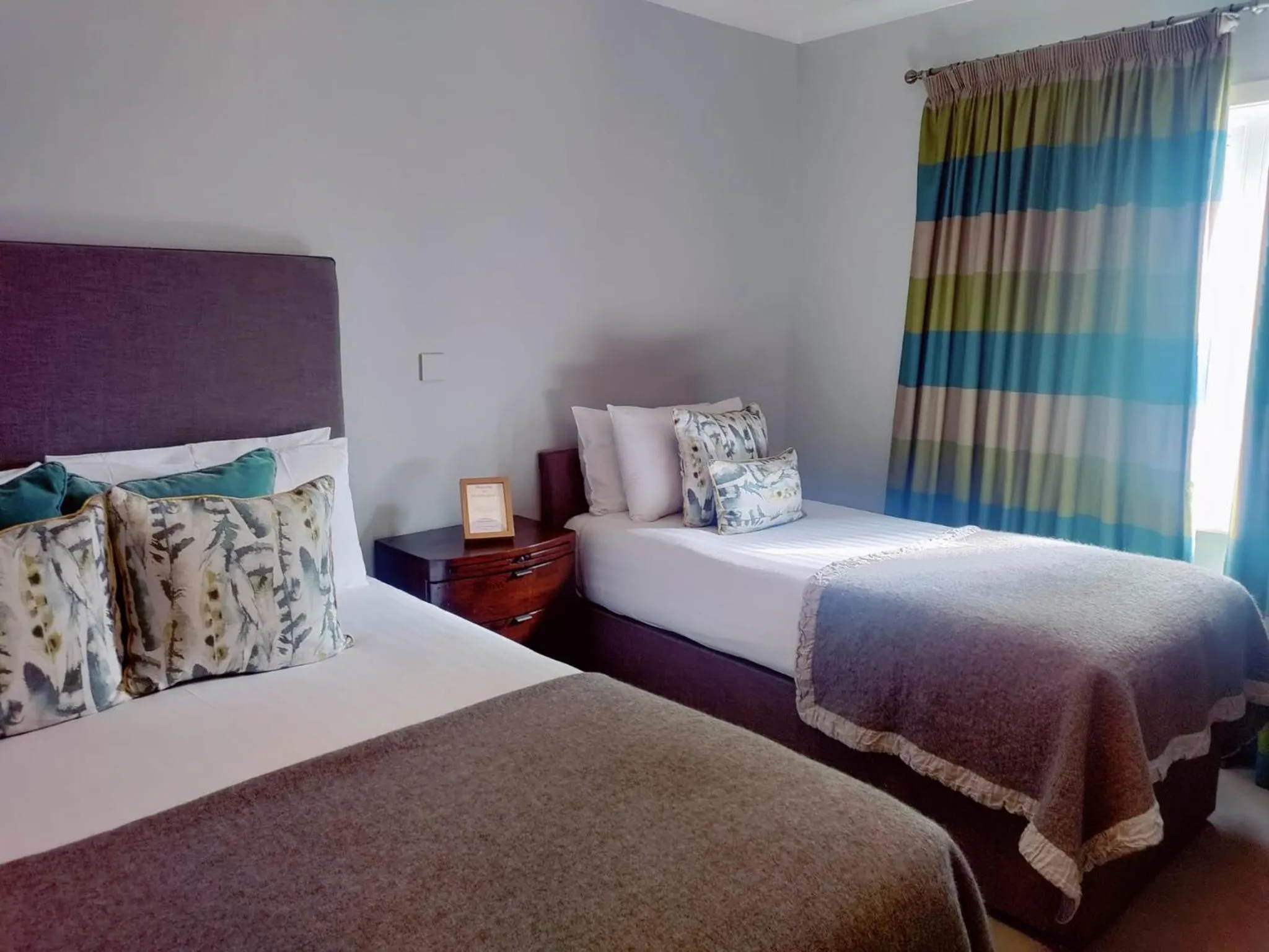 Bed in Michelangelos - Rooms, Restaurant & Bar