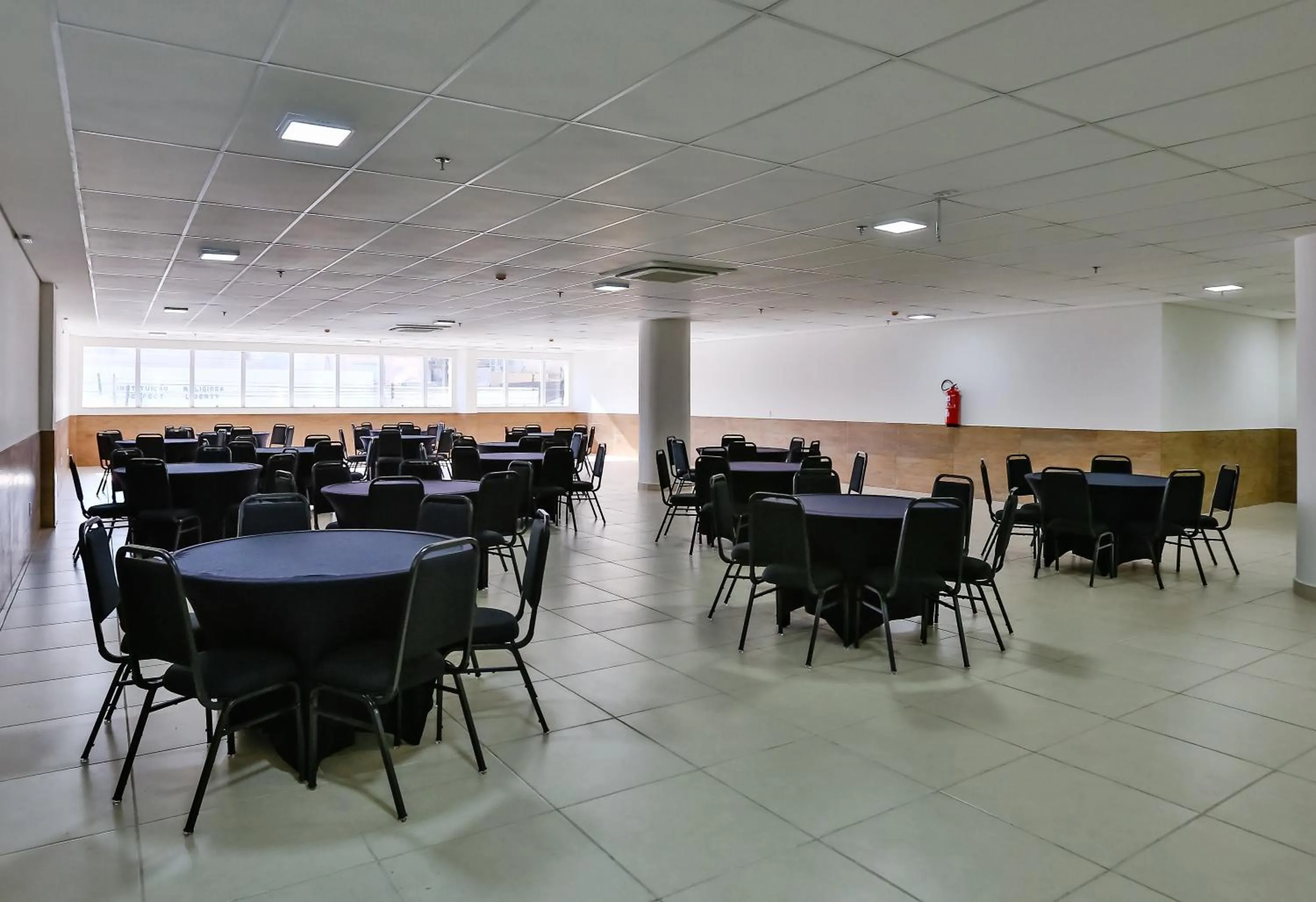 Business facilities in Nobile Inn London Anápolis