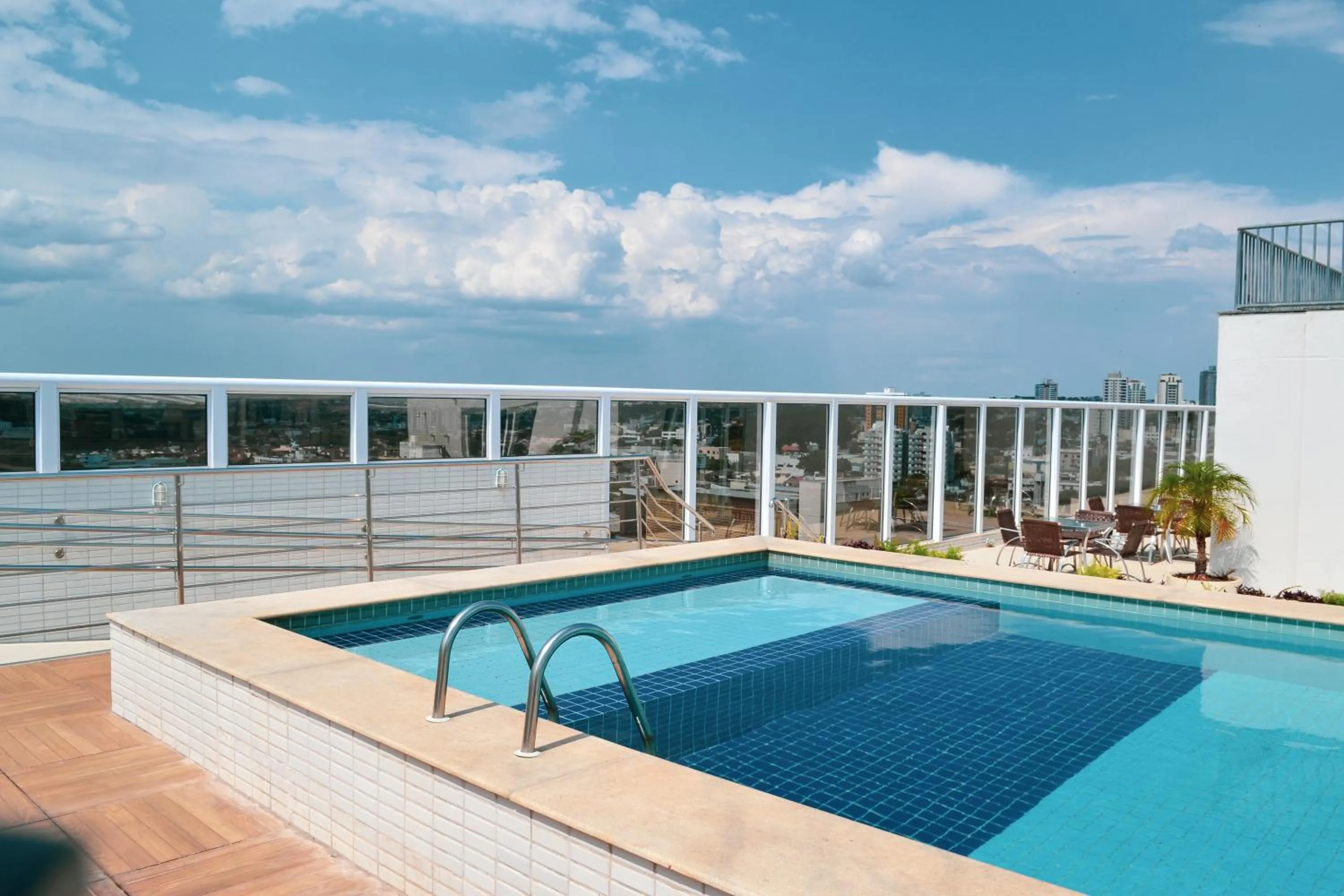 Day in Nobile Inn London Anápolis