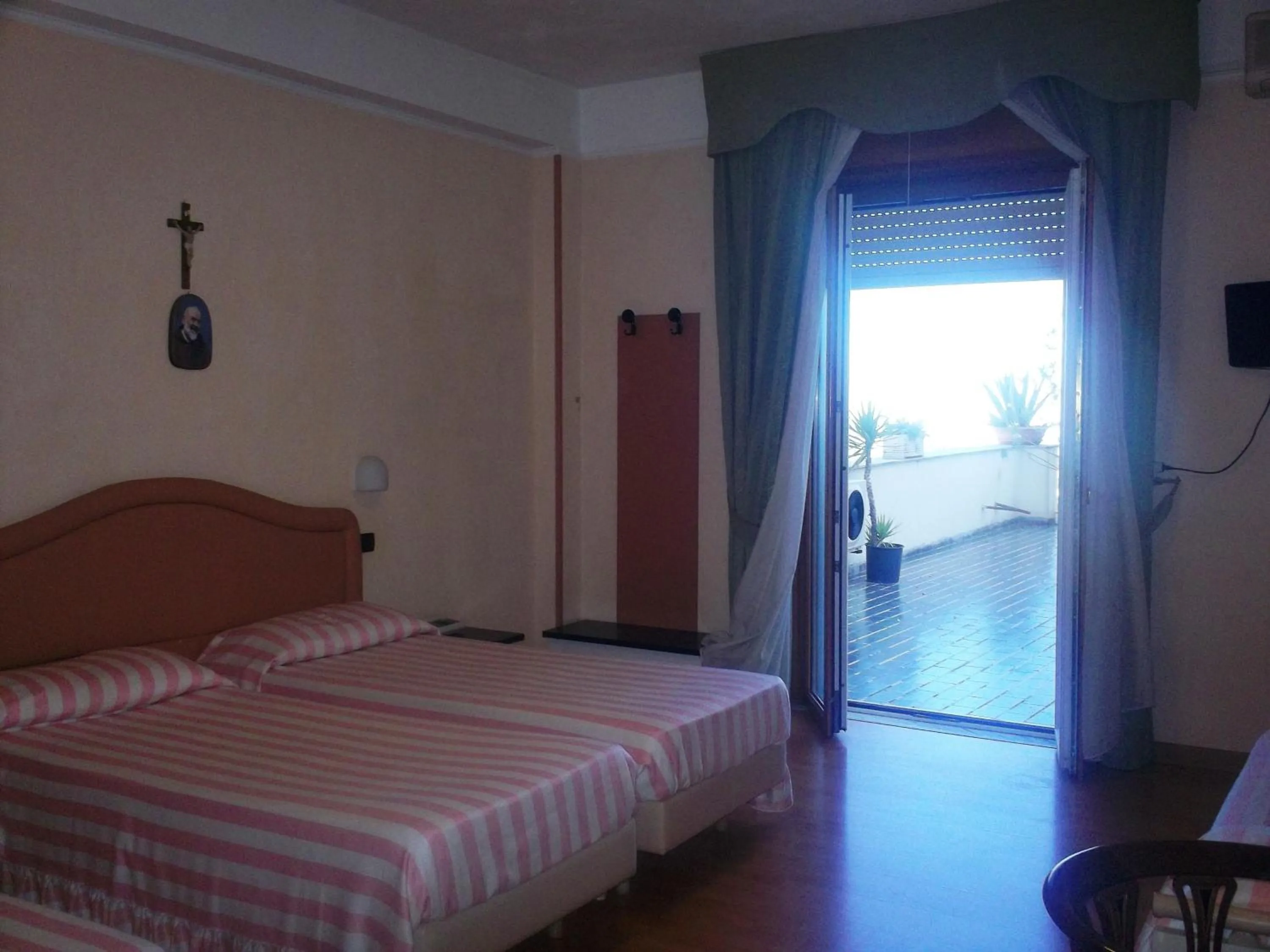Photo of the whole room, Bed in Hotel Gaggiano