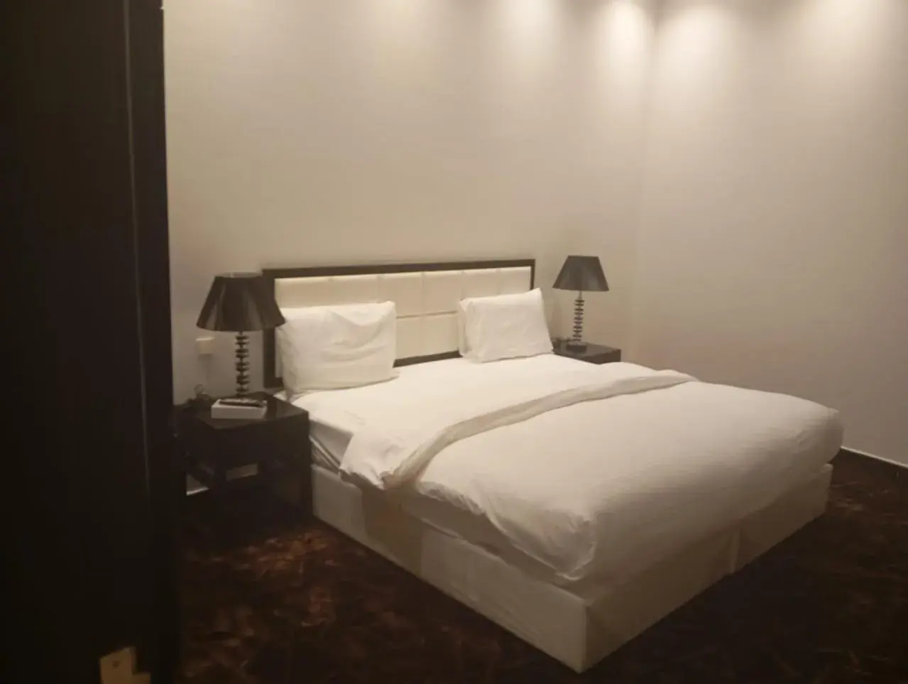 Deluxe Double Room in Quiet Rooms Suites By Quiet Rooms Deluxe Double Room in Quiet Rooms Suites By Quiet Rooms
