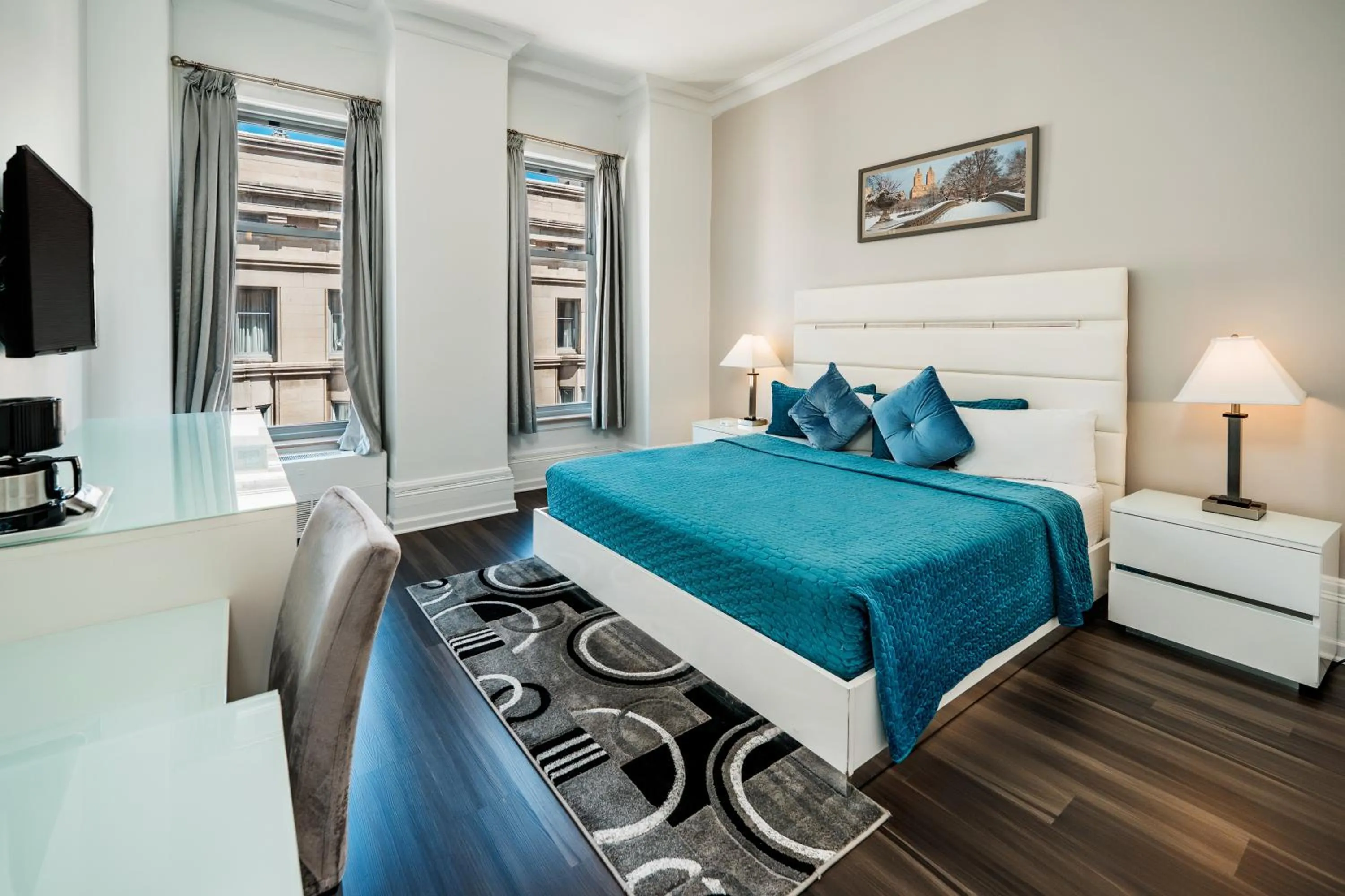 Bedroom, Bed in Congress Plaza Hotel Chicago