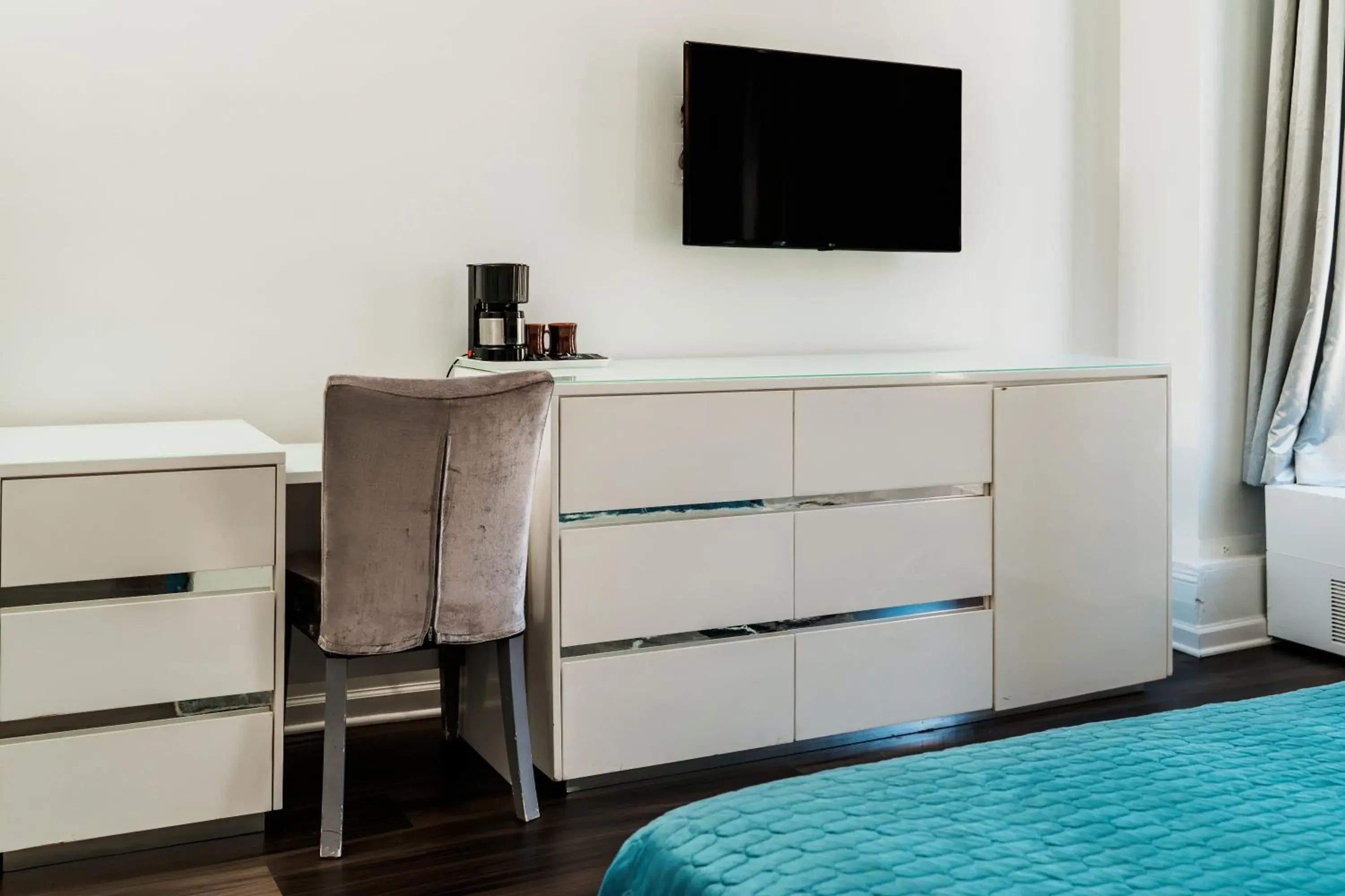 King Room in Congress Plaza Hotel Chicago King Room in Congress Plaza Hotel Chicago